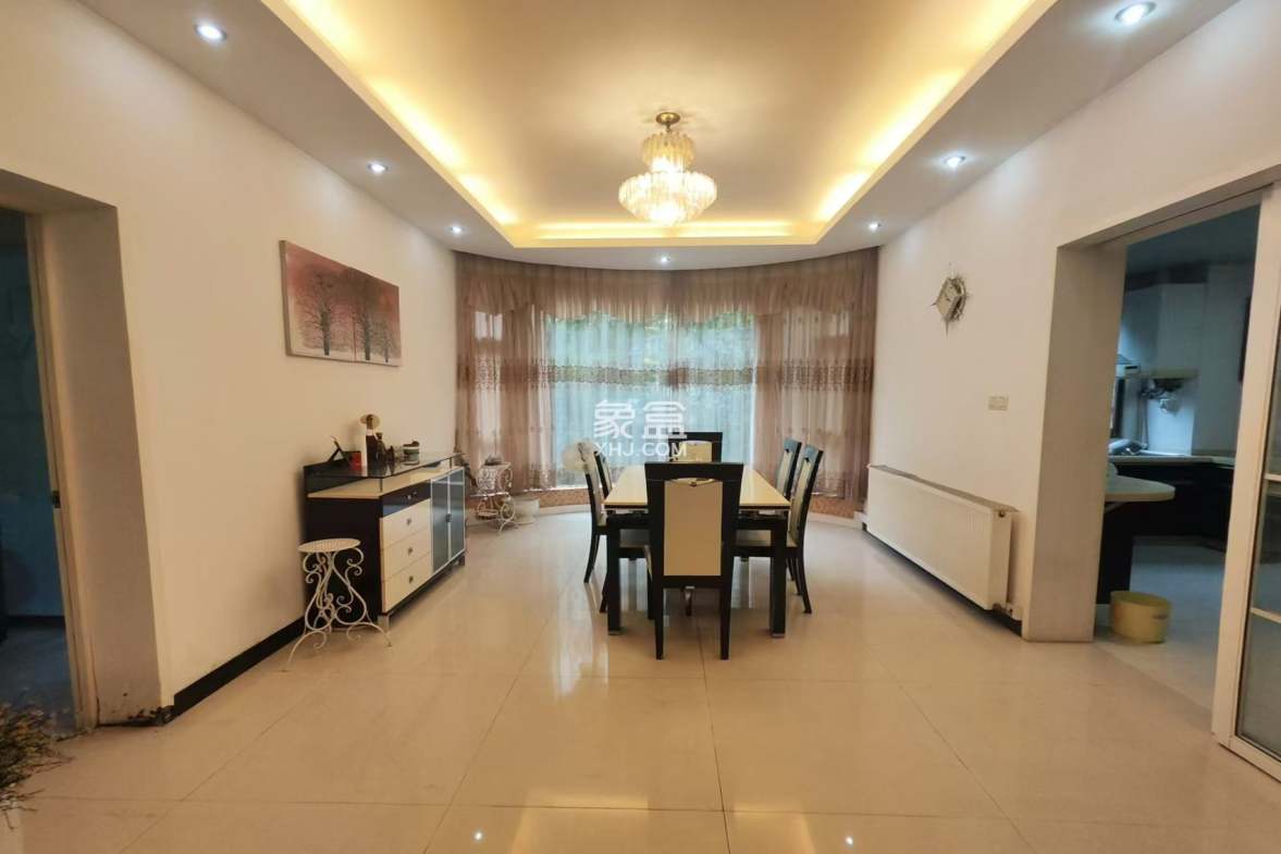 方圆小区  5室2厅2卫    115.0万 方圆小区  5室2厅2卫    115.0万室内图