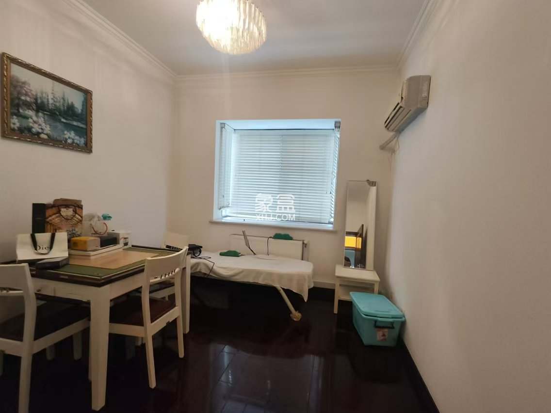 方圆小区  5室2厅2卫    115.0万 方圆小区  5室2厅2卫    115.0万室内图