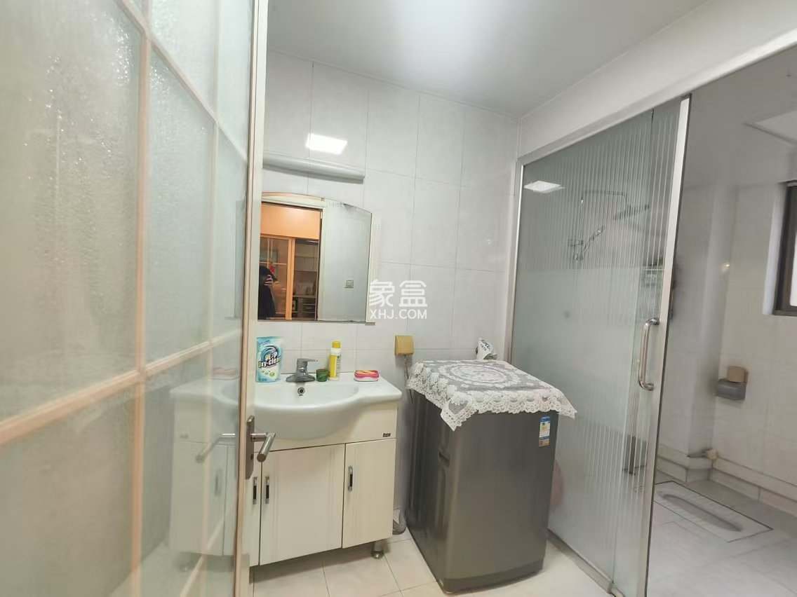 方圆小区  5室2厅2卫    115.0万 方圆小区  5室2厅2卫    115.0万室内图