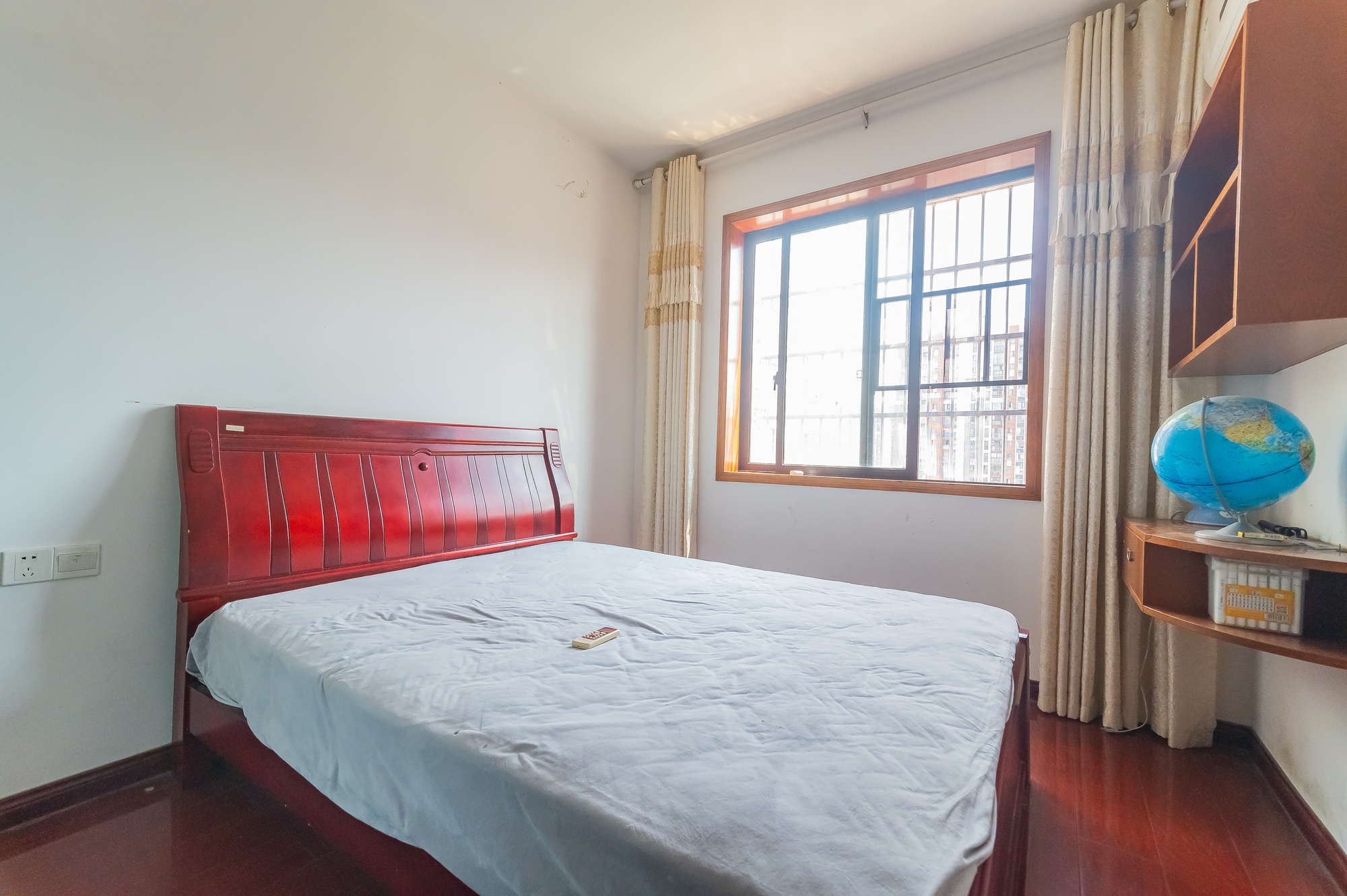 圆梦康乐城 2室2厅1卫 48.0万 圆梦康乐城 2室2厅1卫 48.0万卧室