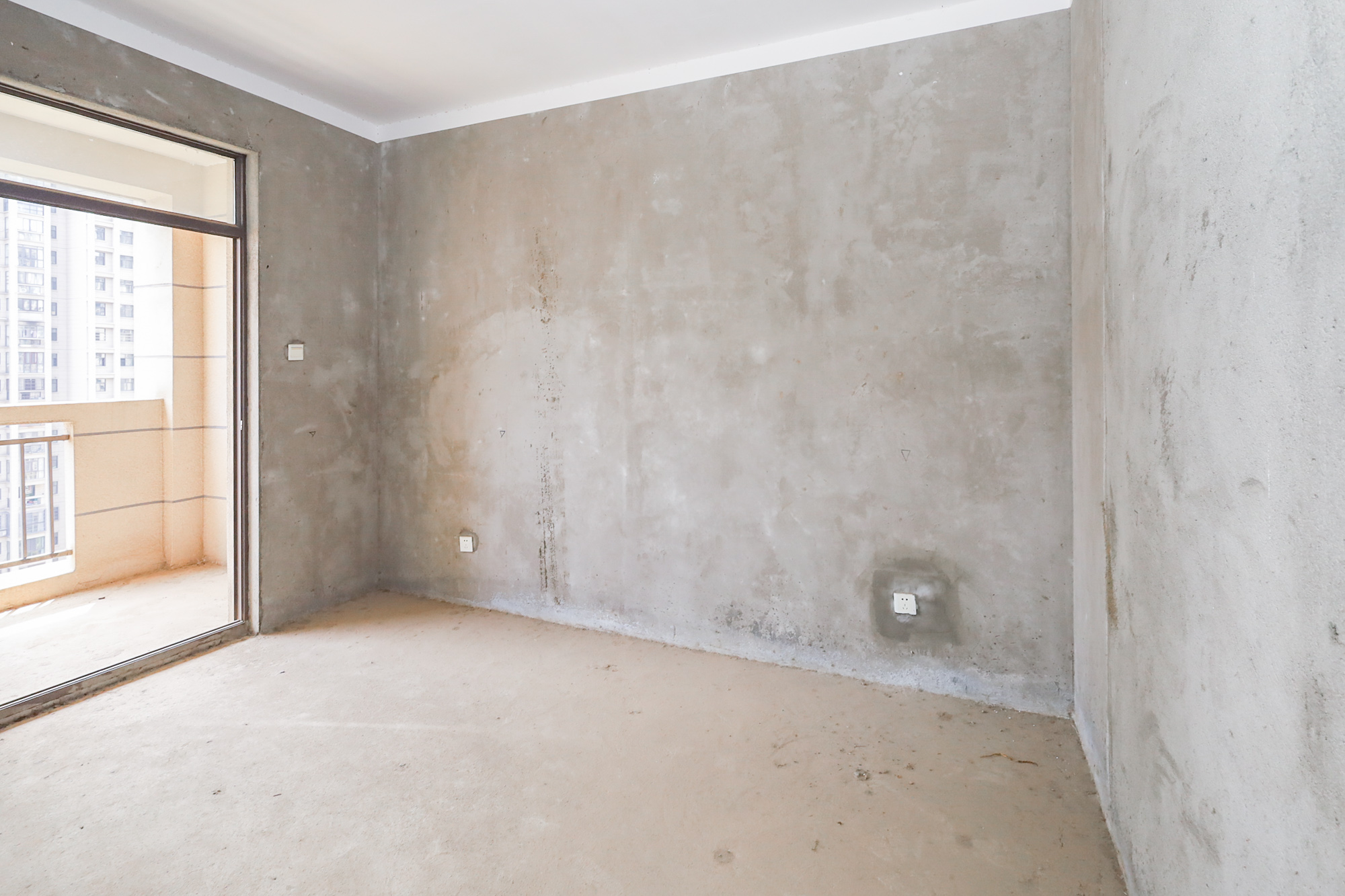 阳光丽城一期  3室2厅1卫    102.0万 阳光丽城一期  3室2厅1卫    102.0万卧室