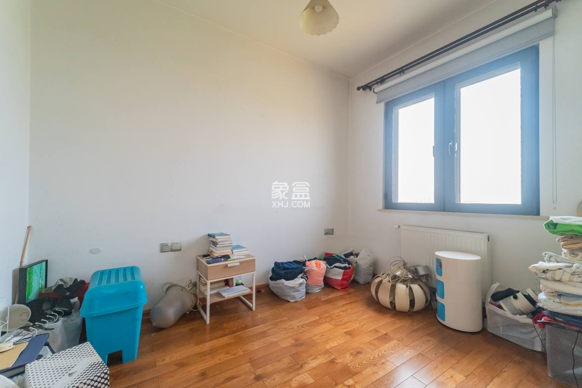 碧桂园威尼斯城 3室2厅2卫 88.0万 碧桂园威尼斯城 3室2厅2卫 88.0万卧室