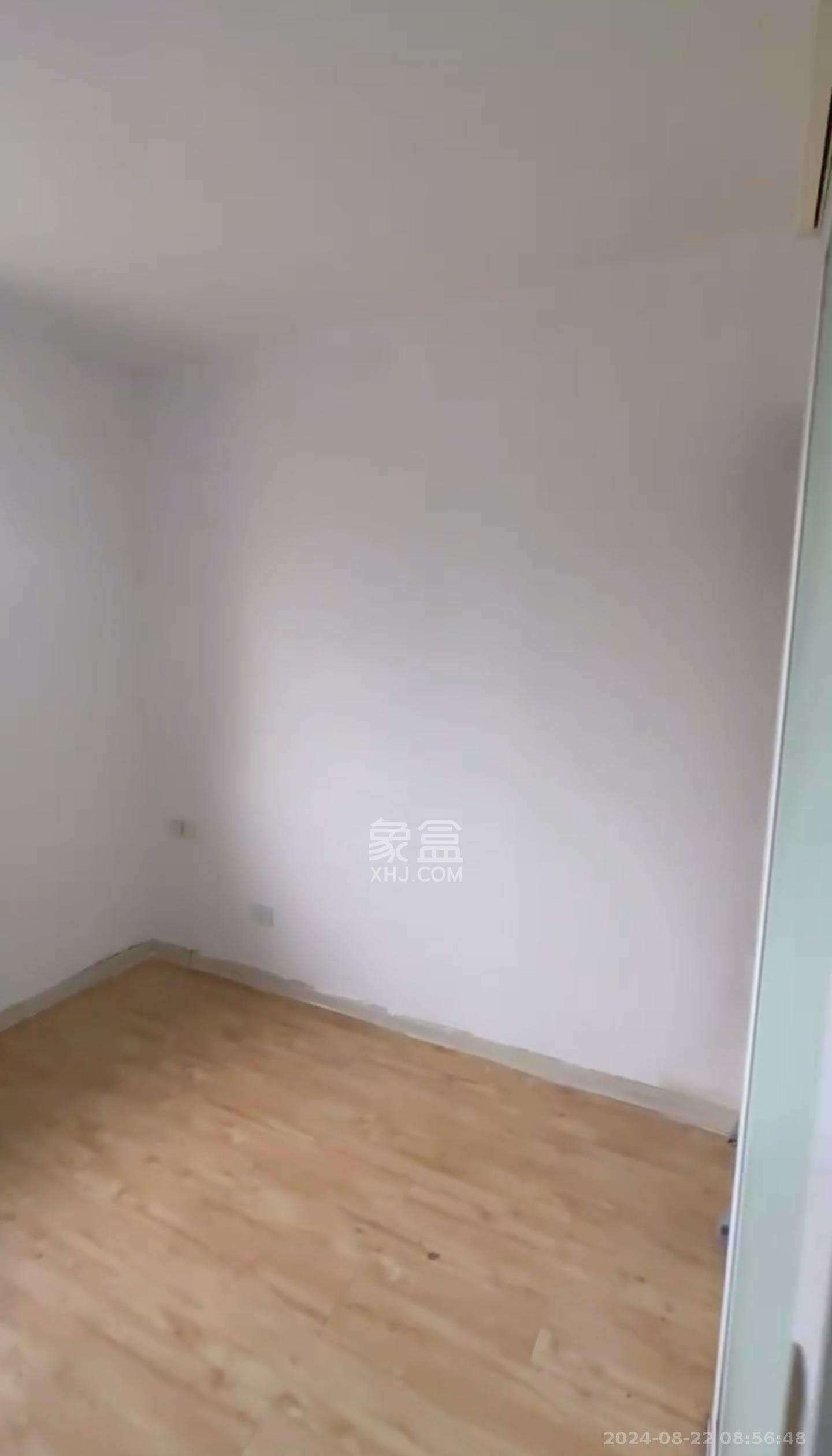 都市E站  3室1厅1卫   2000.00元/月室内图1