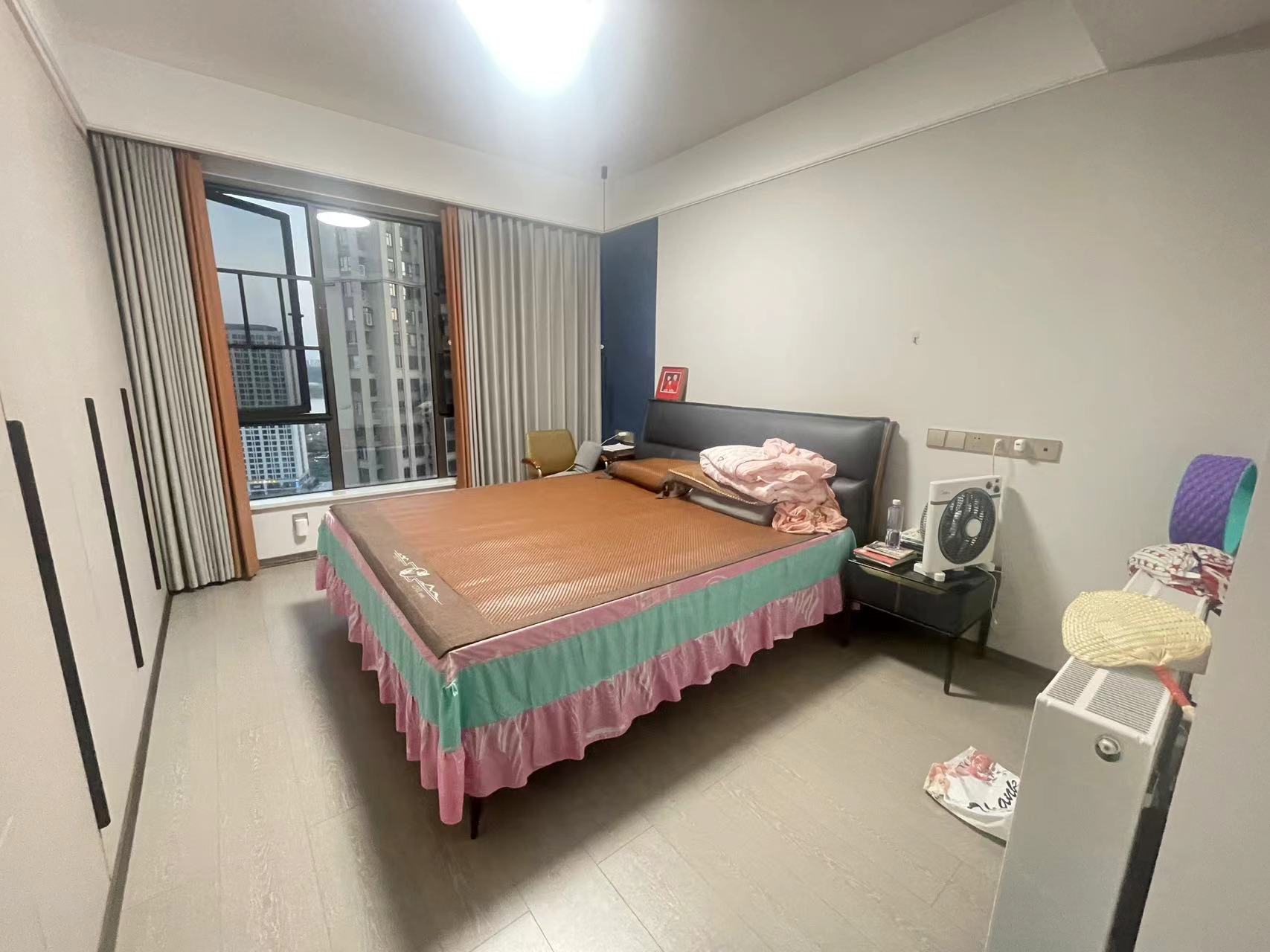 中泰财富湘江  4室2厅2卫   153.00万室内图