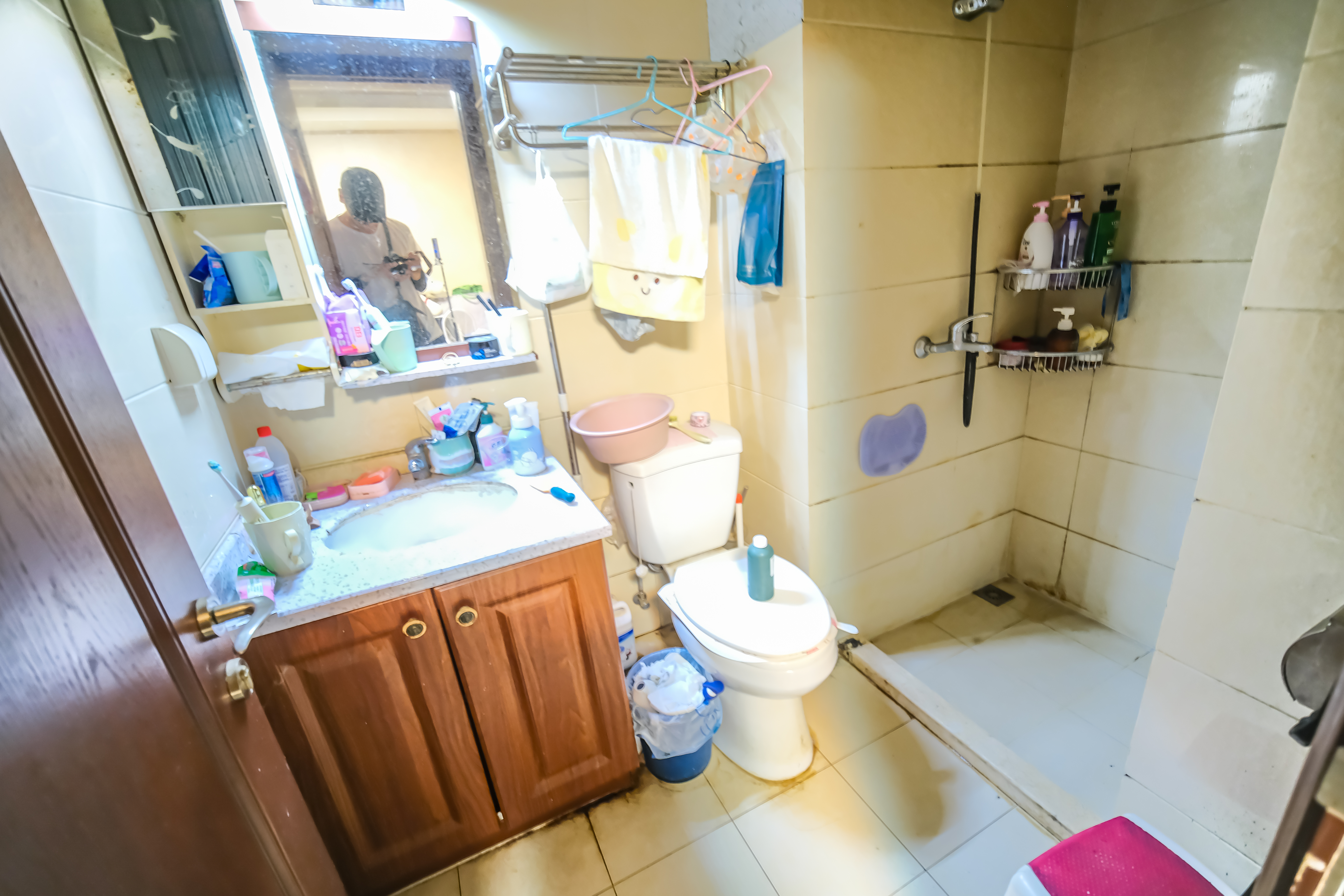 郡原居里  1室1厅1卫    32.8万卫生间