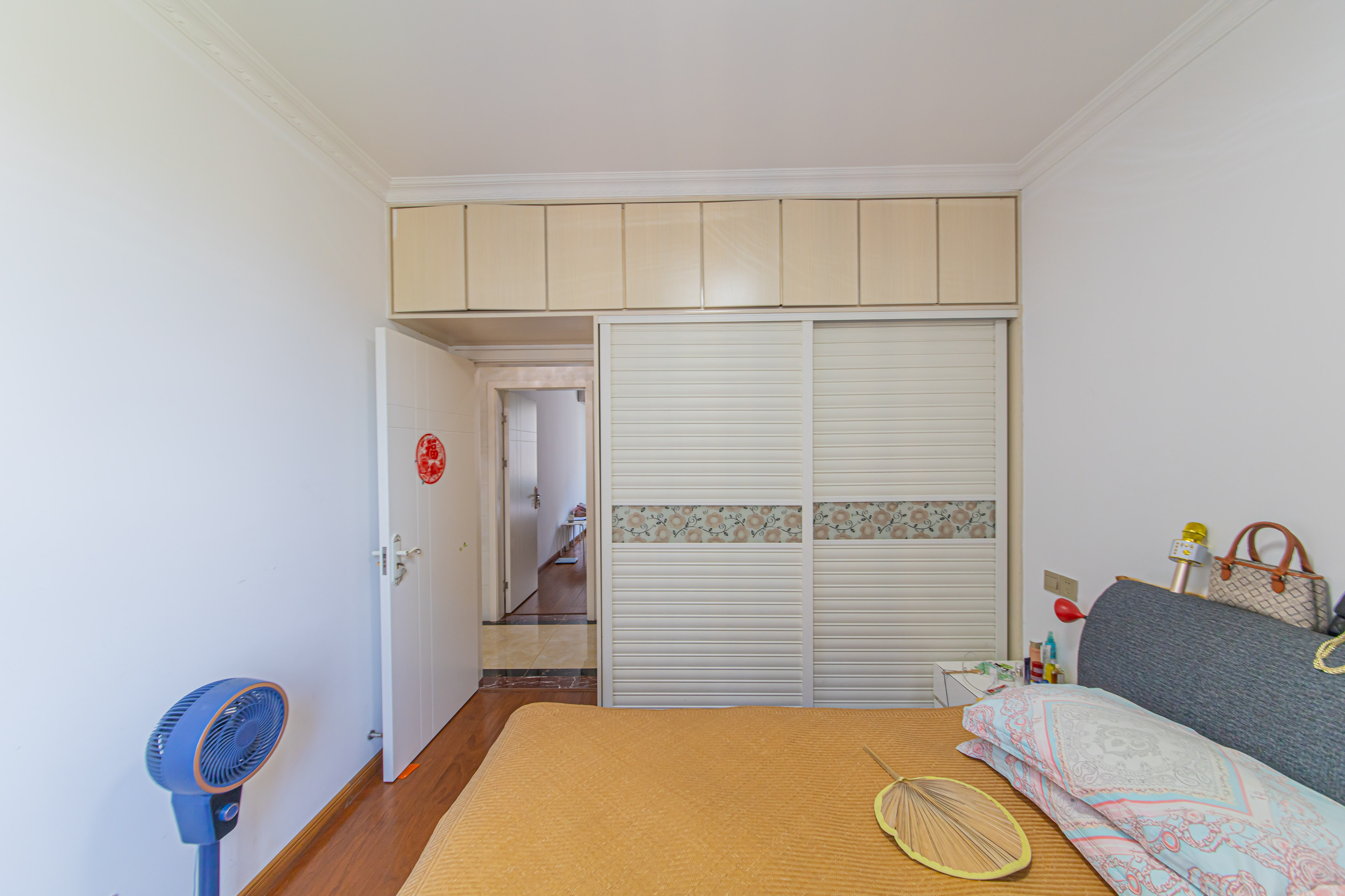 中信凯旋城(中信新城四期) 4室2厅2卫 120.0万 中信凯旋城(中信新城四期) 4室2厅2卫 120.0万卧室