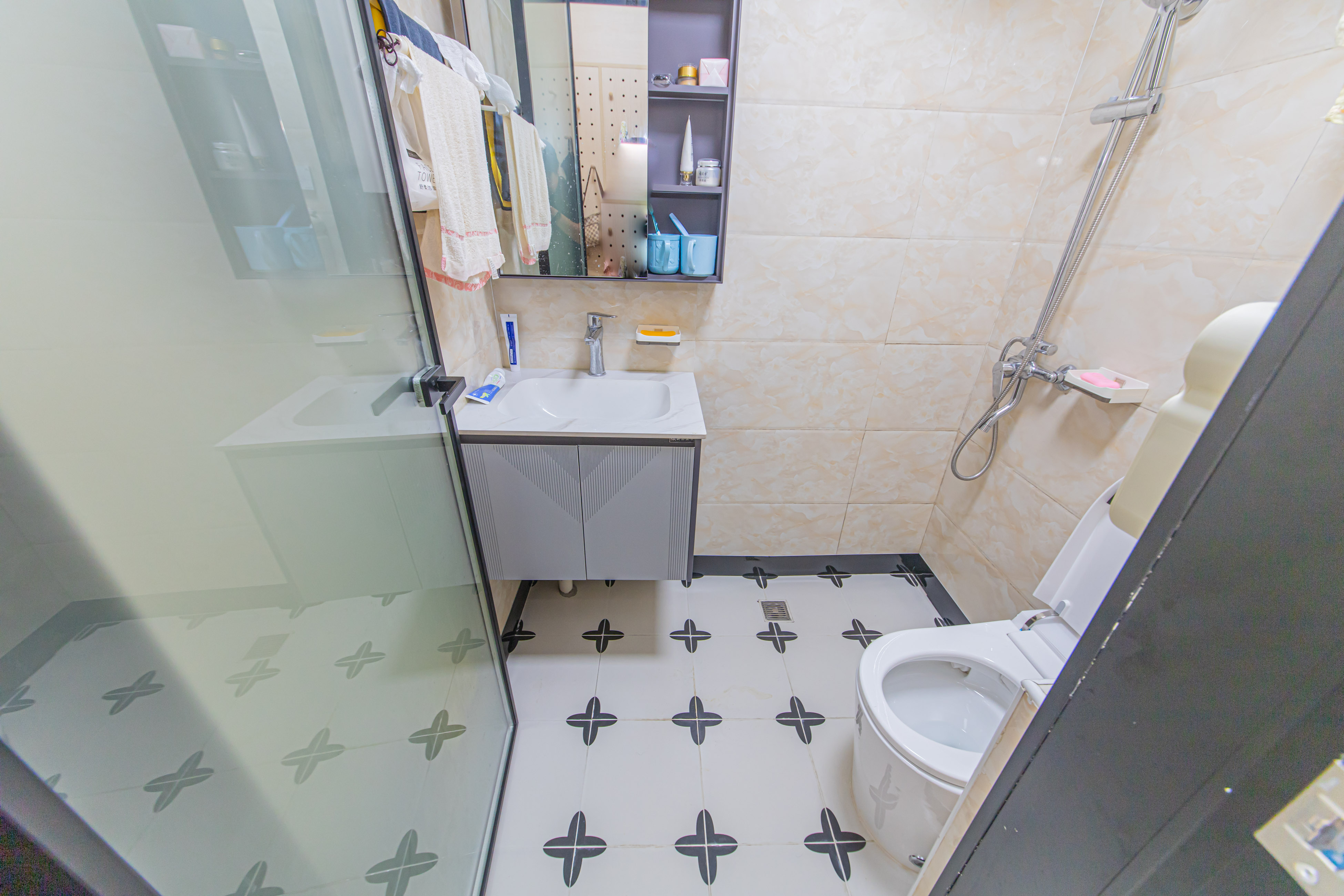 中建芙蓉嘉苑 3室2厅2卫 119.67万 中建芙蓉嘉苑 3室2厅2卫 119.67万卫生间