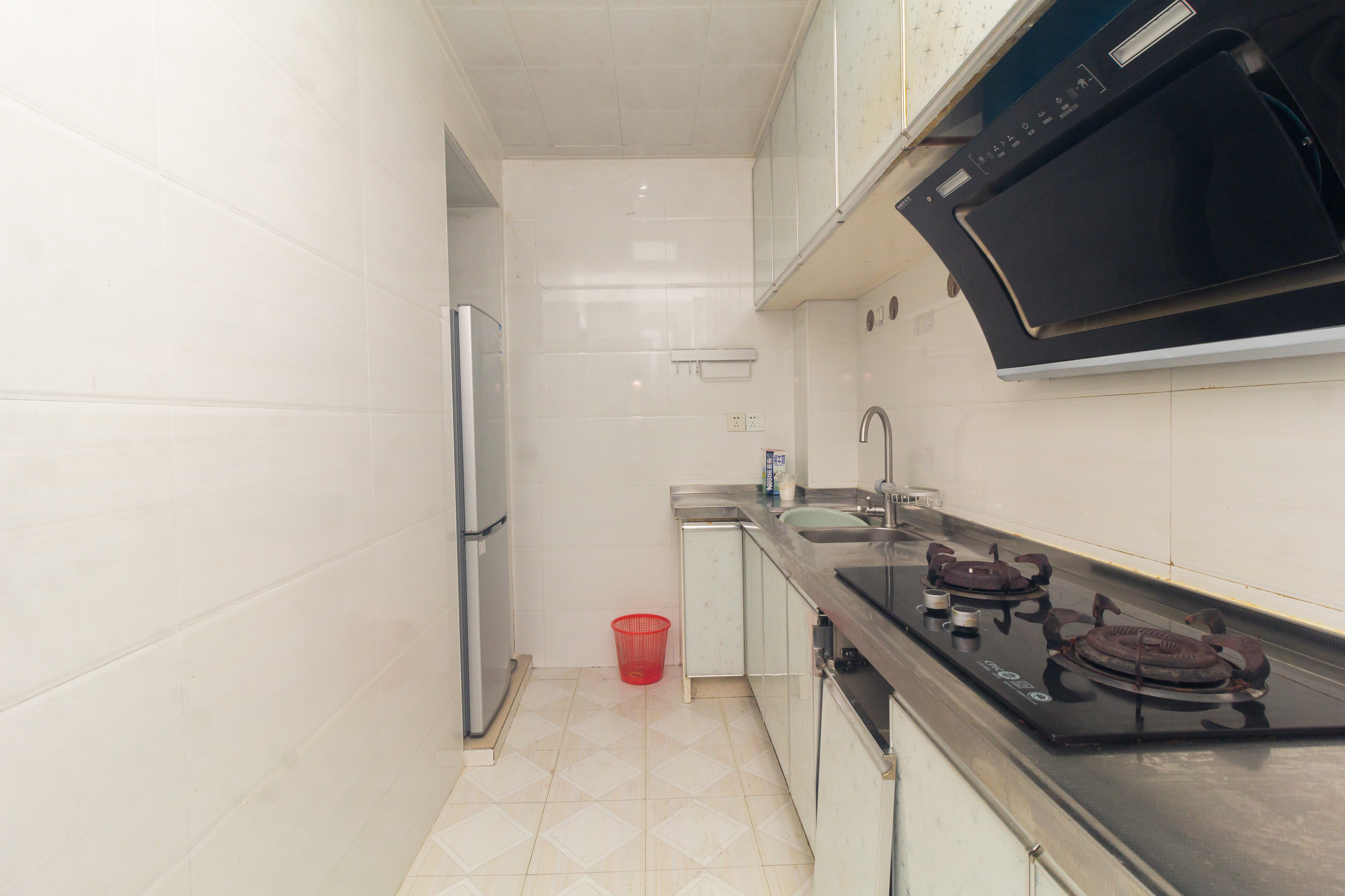 紫御江山 2室2厅1卫 68.0万 紫御江山 2室2厅1卫 68.0万厨房