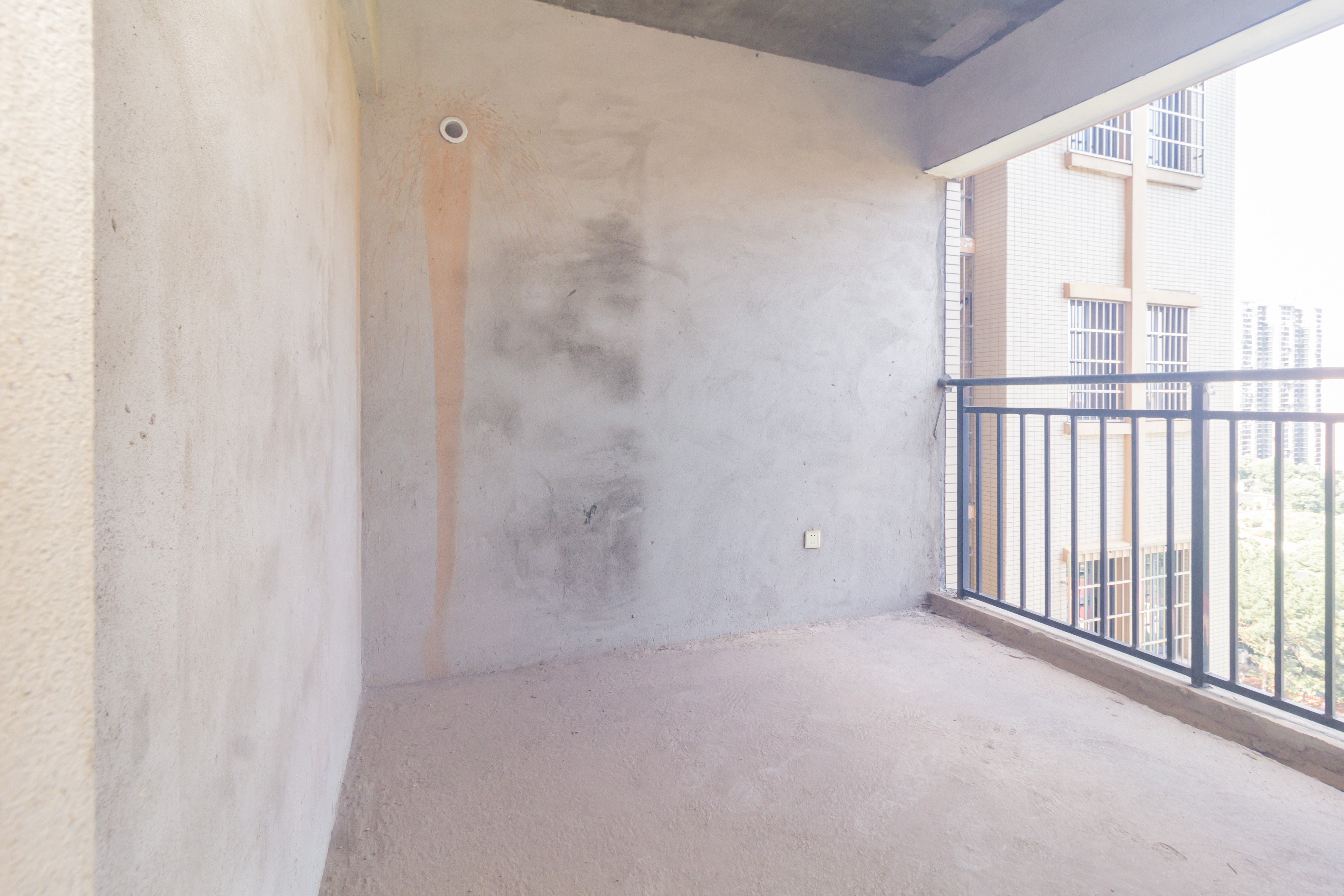 佳美紫郡 3室2厅2卫 62.8万 佳美紫郡 3室2厅2卫 62.8万卧室