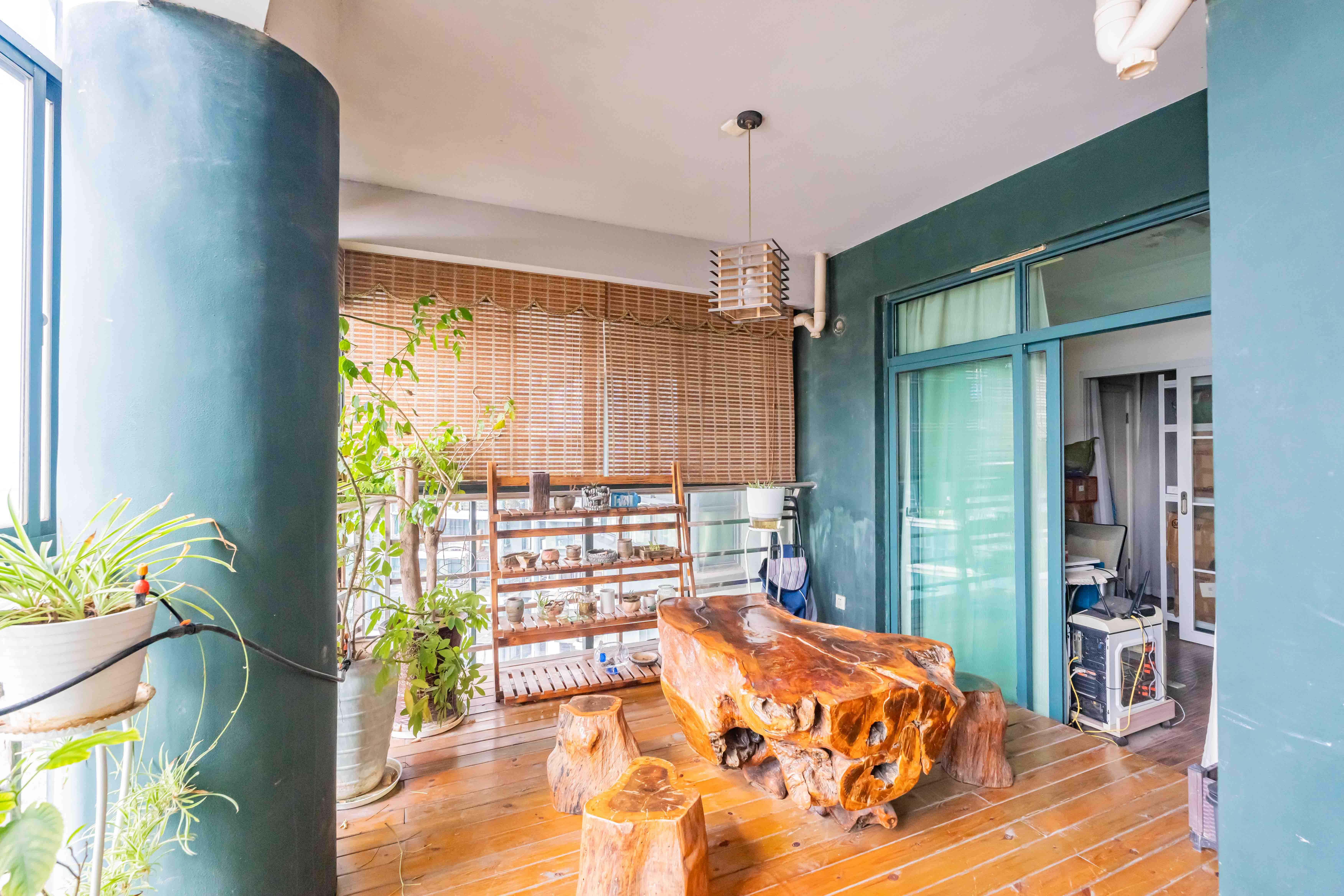 华盛新外滩 4室2厅2卫 200.0万 华盛新外滩 4室2厅2卫 200.0万阳台