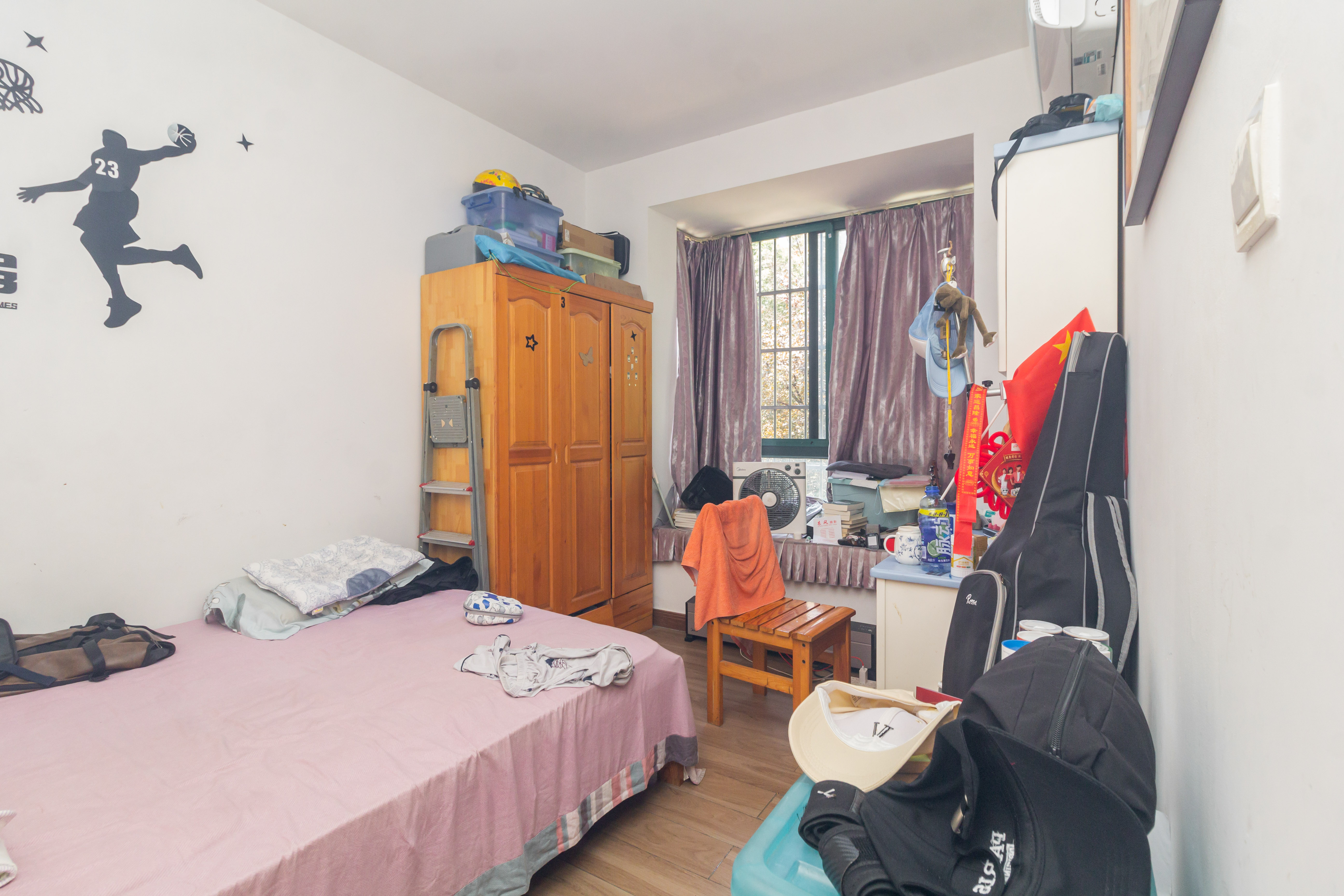 东业早安星城 1室2厅1卫 79.8万 东业早安星城 1室2厅1卫 79.8万卧室