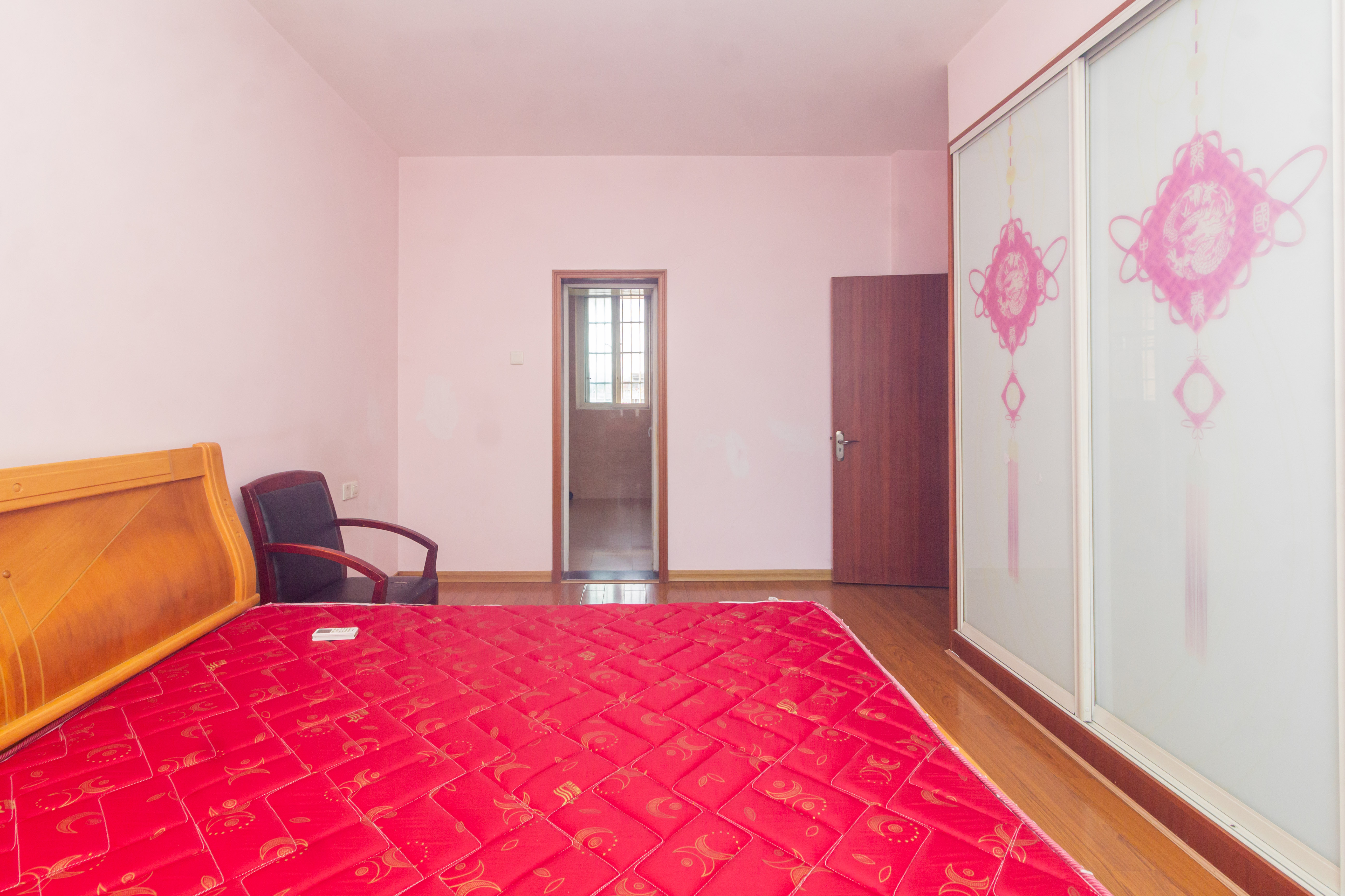 星城国际 1室2厅2卫 62.8万 星城国际 1室2厅2卫 62.8万卧室