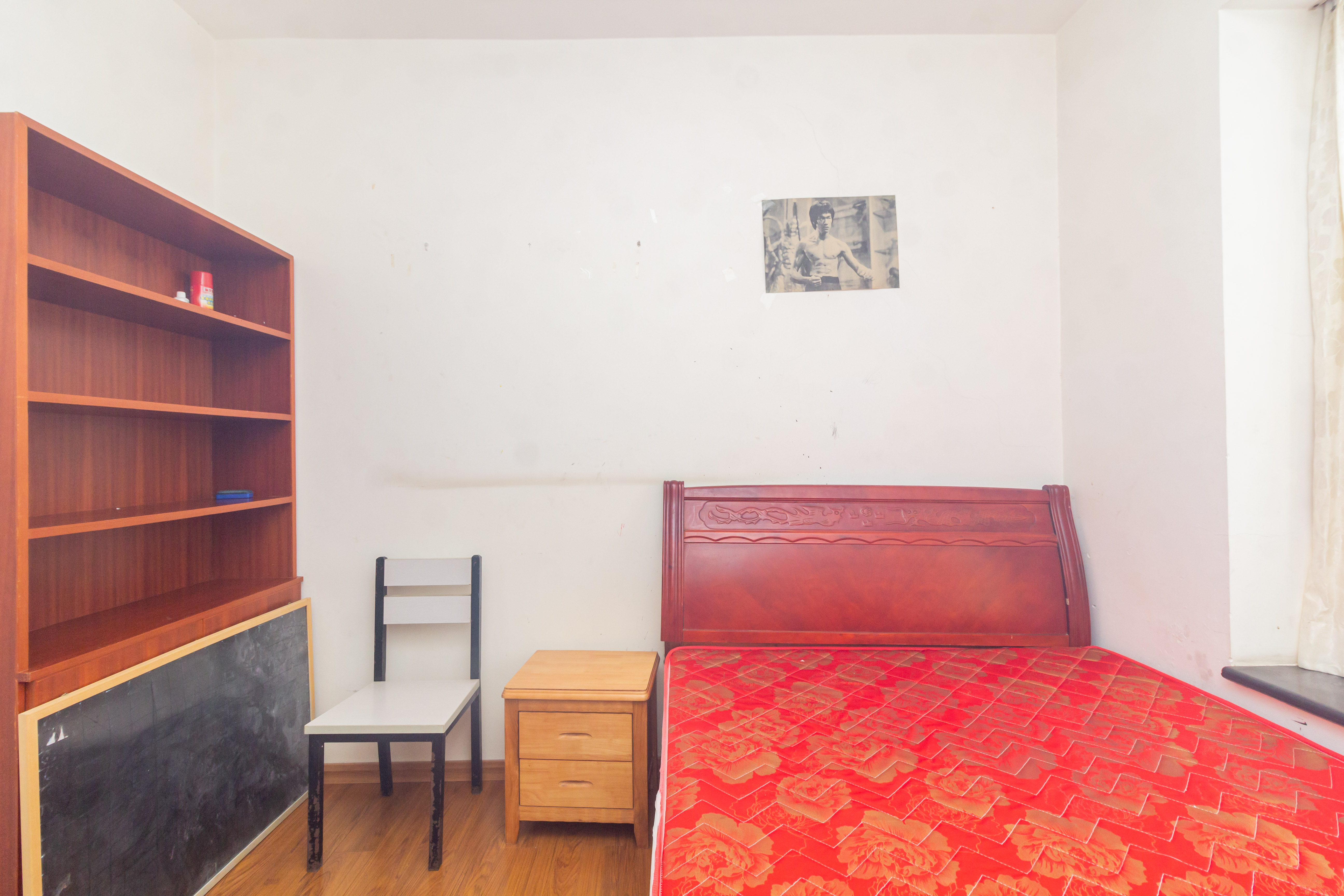 星城国际 1室2厅2卫 62.8万 星城国际 1室2厅2卫 62.8万卧室