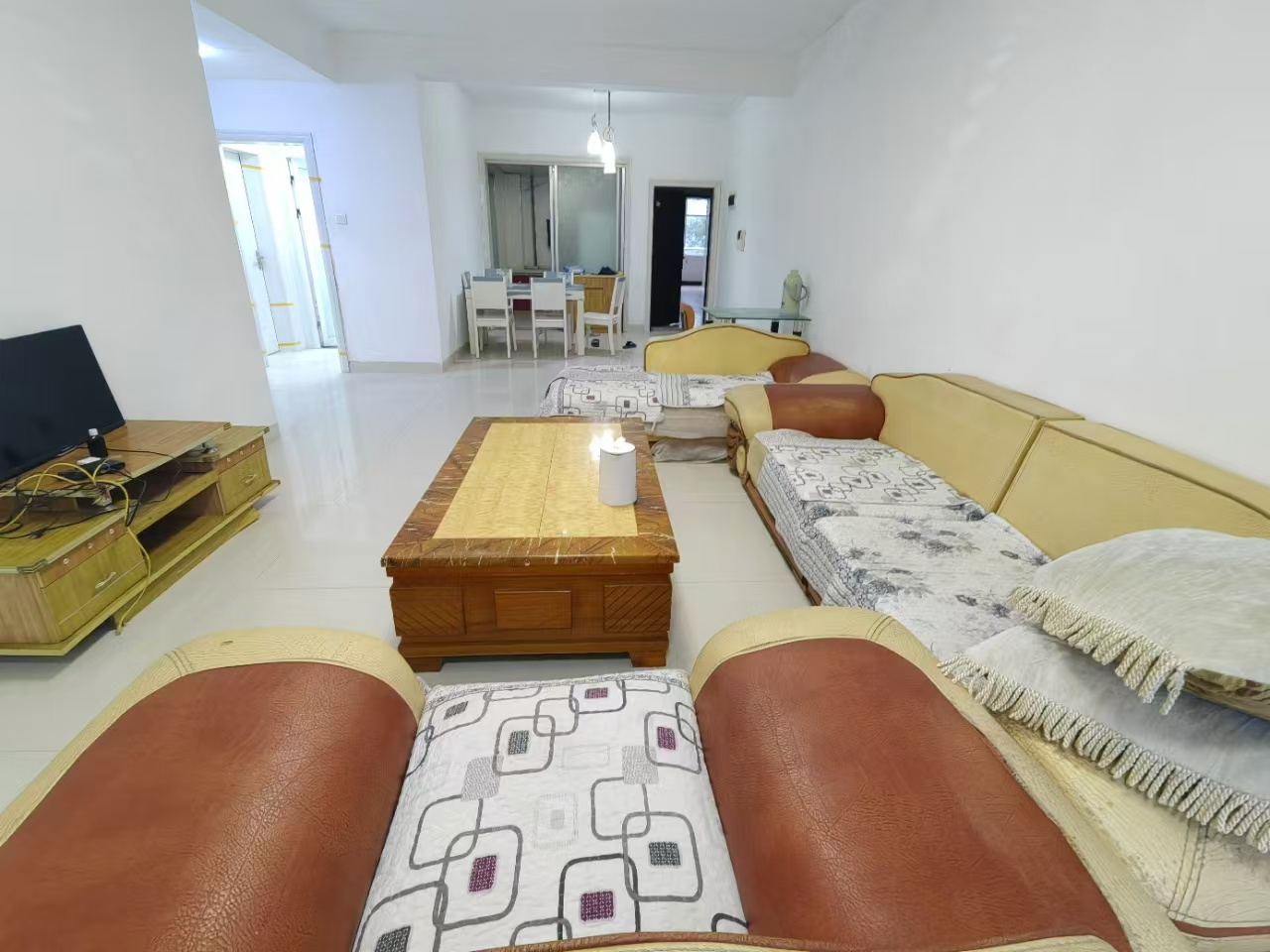 印象华都 3室2厅1卫 37.0万 印象华都 3室2厅1卫 37.0万室内图