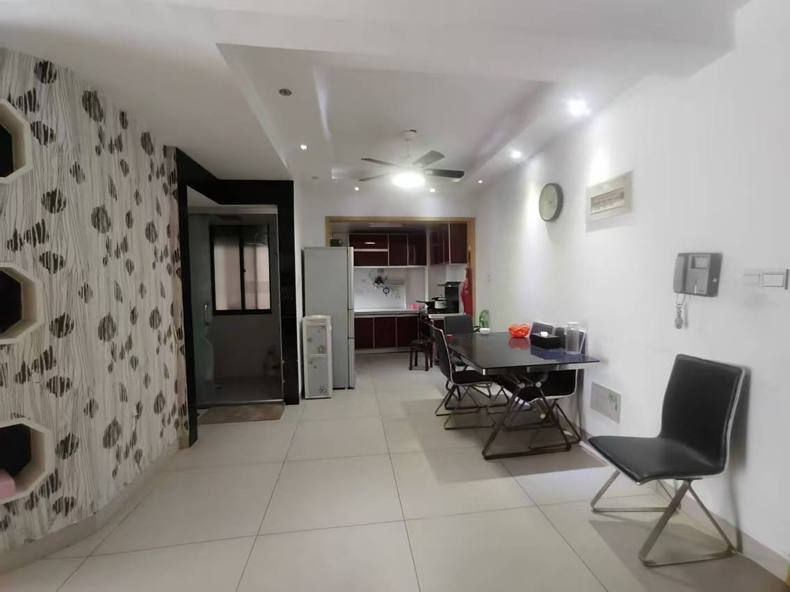 新城首座  3室2厅2卫    82.8万 新城首座  3室2厅2卫    82.8万室内图