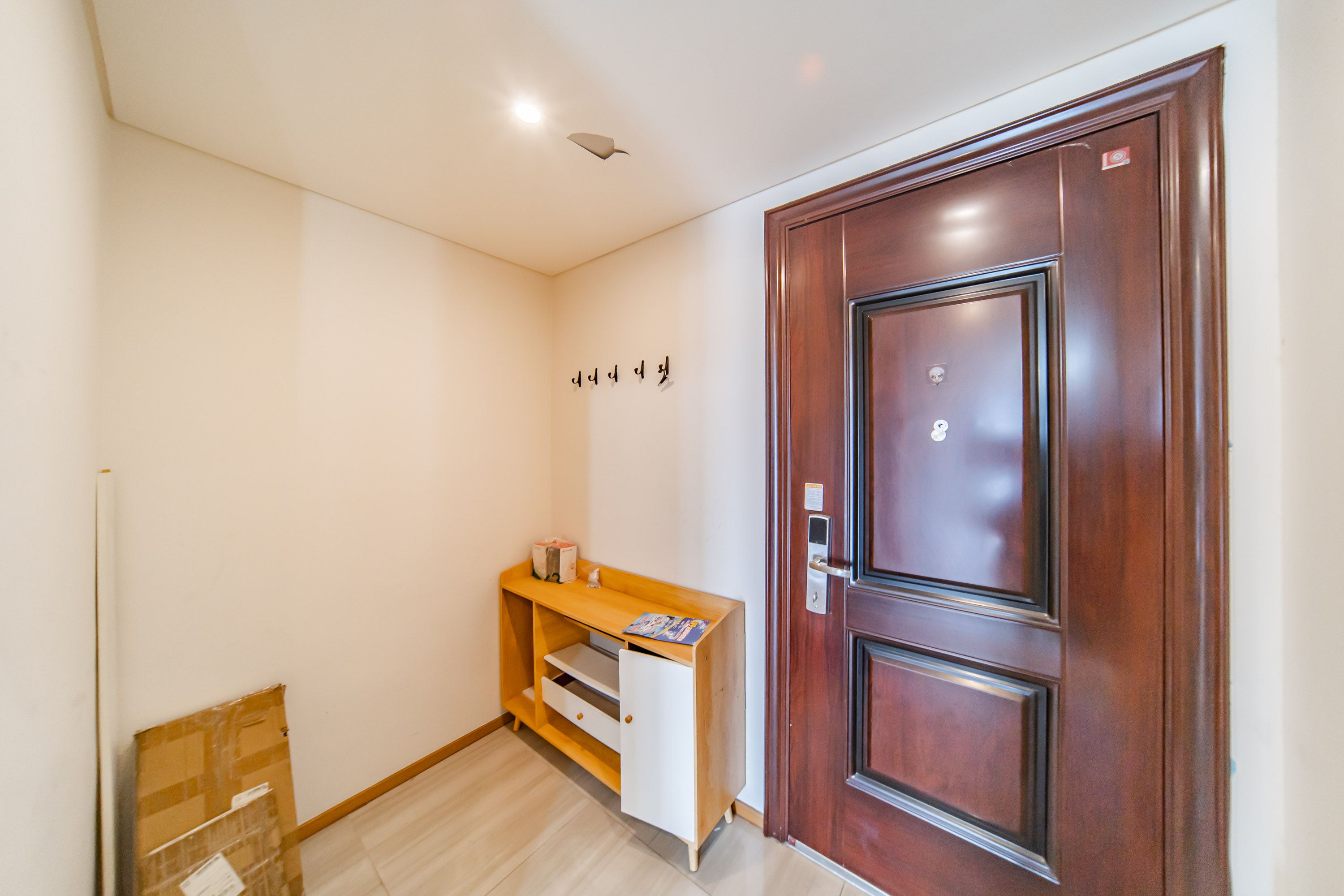 阳光100一期、四五期 2室2厅1卫 92.0万 阳光100一期、四五期 2室2厅1卫 92.0万其他