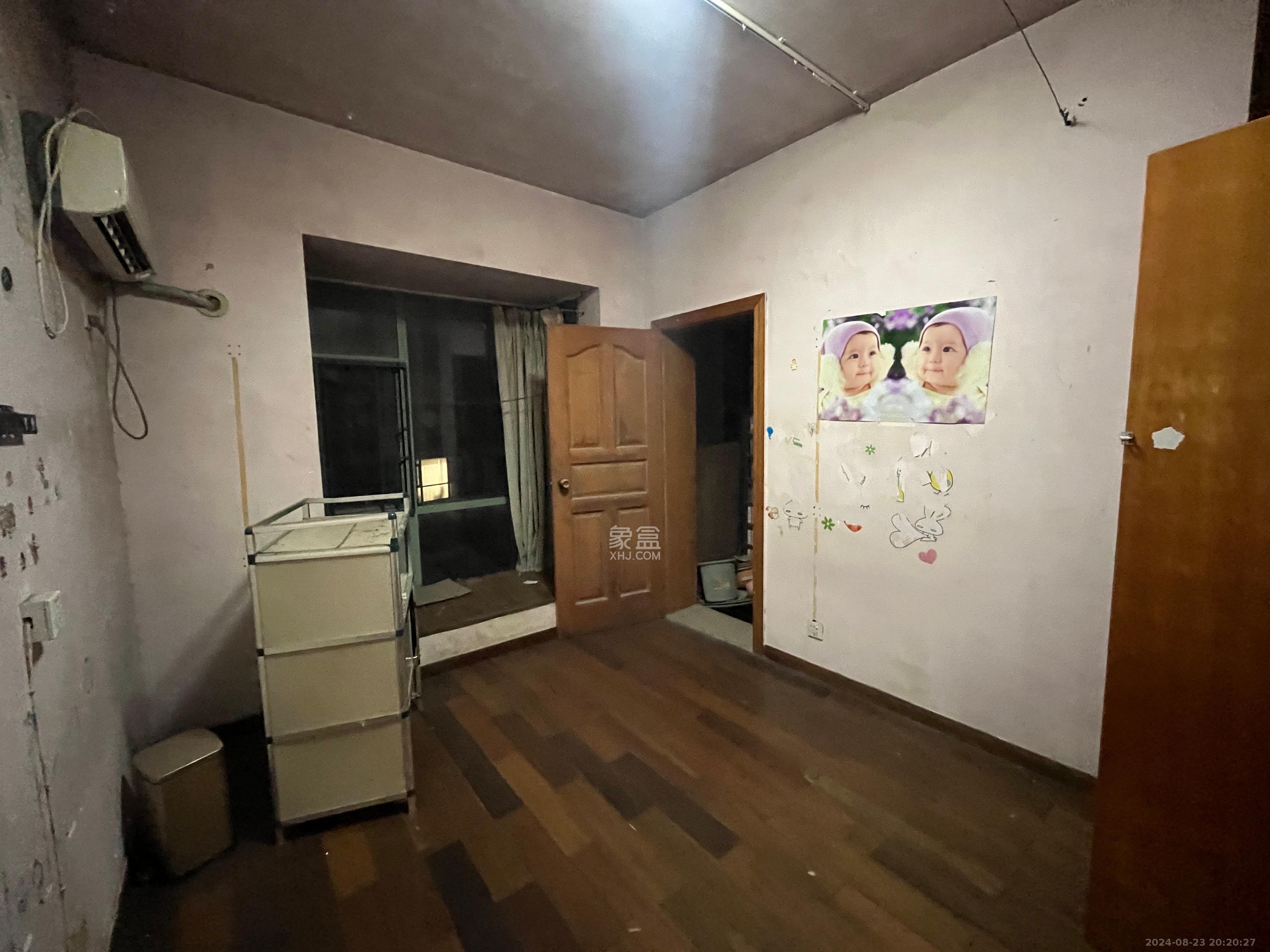 锦绣华天  3室1厅2卫   3200.00元/月室内图