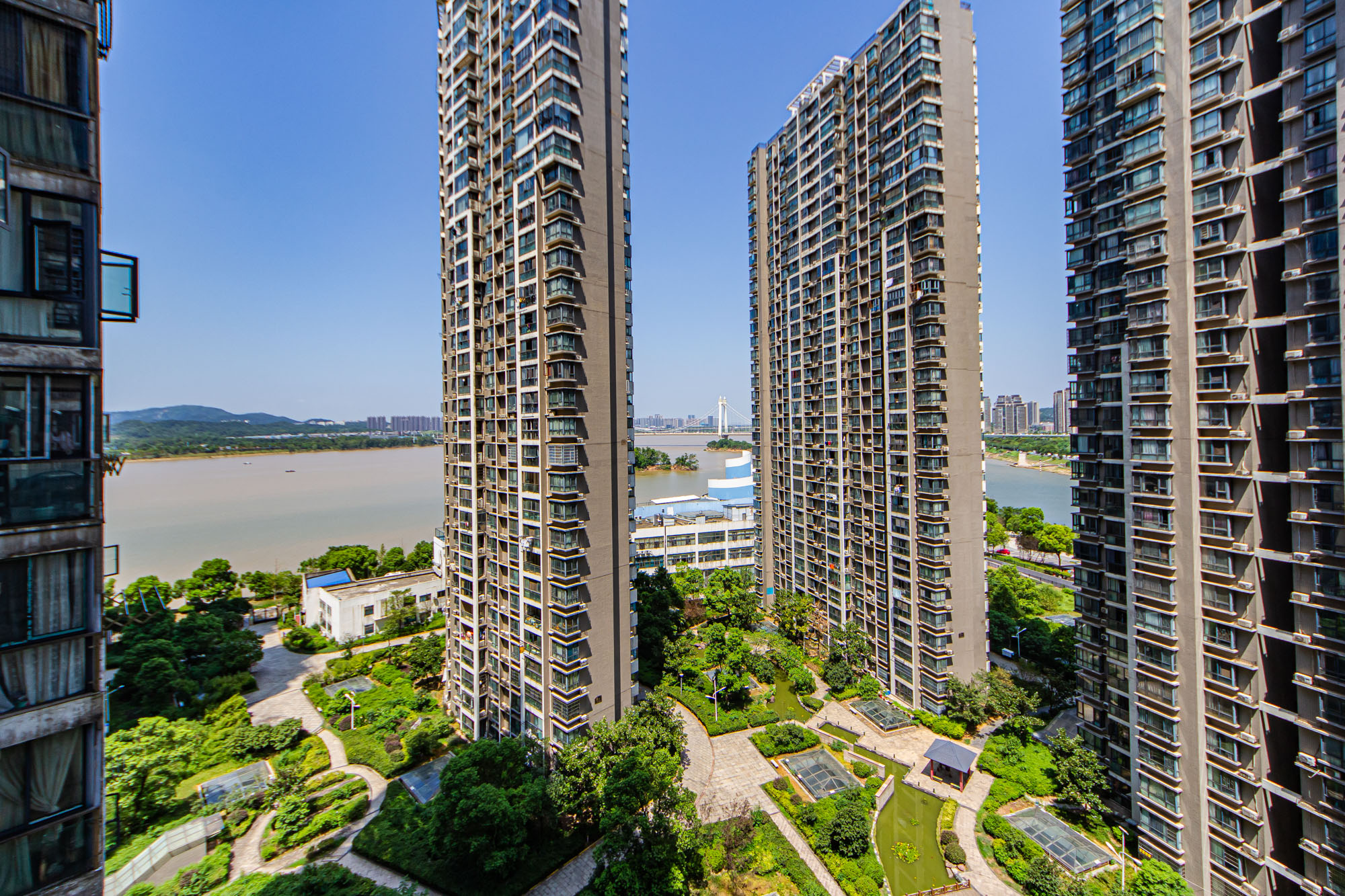湘江世纪城融江苑  3室2厅2卫   96.00万其他