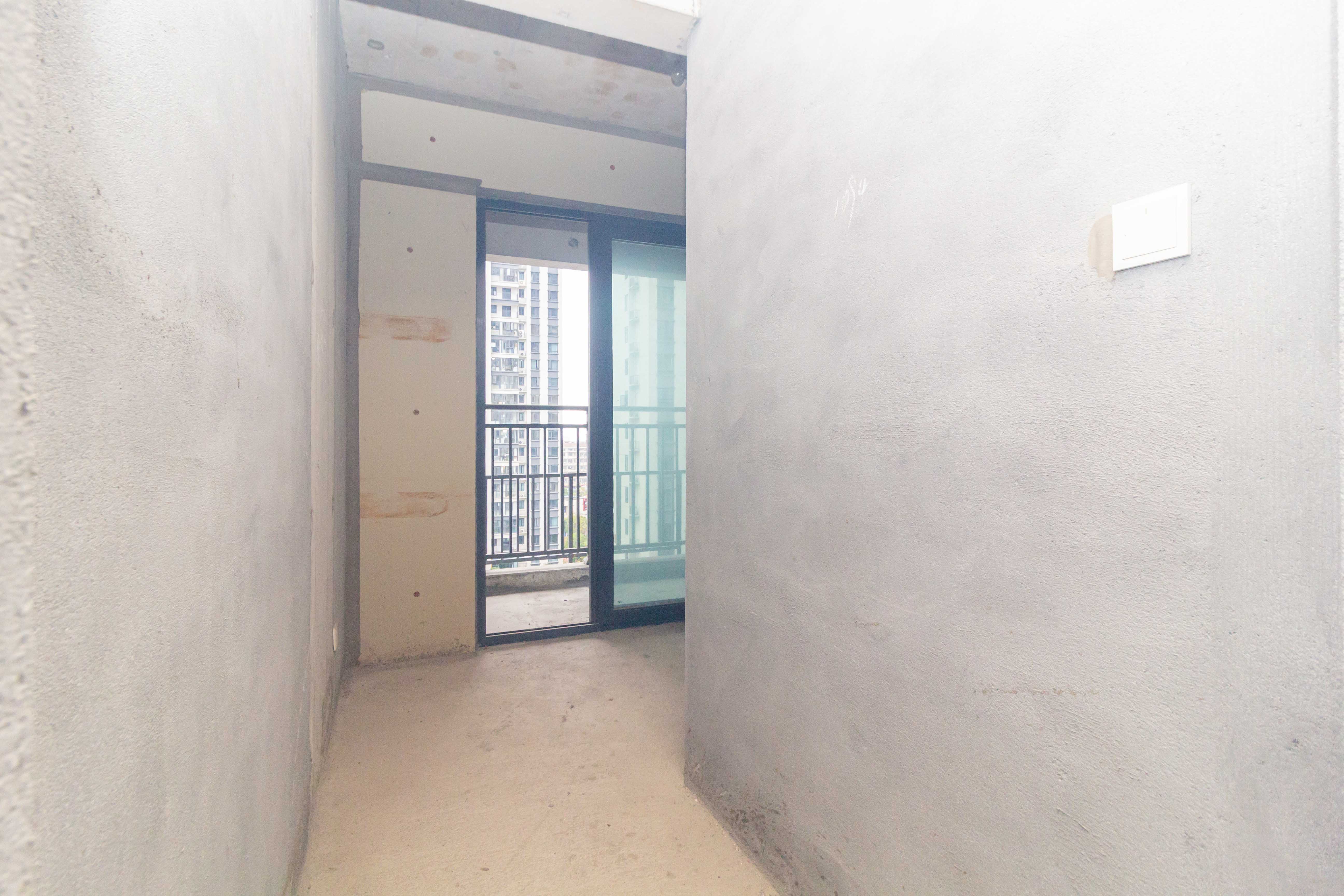 旭辉汇樾城 4室2厅2卫 114.0万 旭辉汇樾城 4室2厅2卫 114.0万卧室