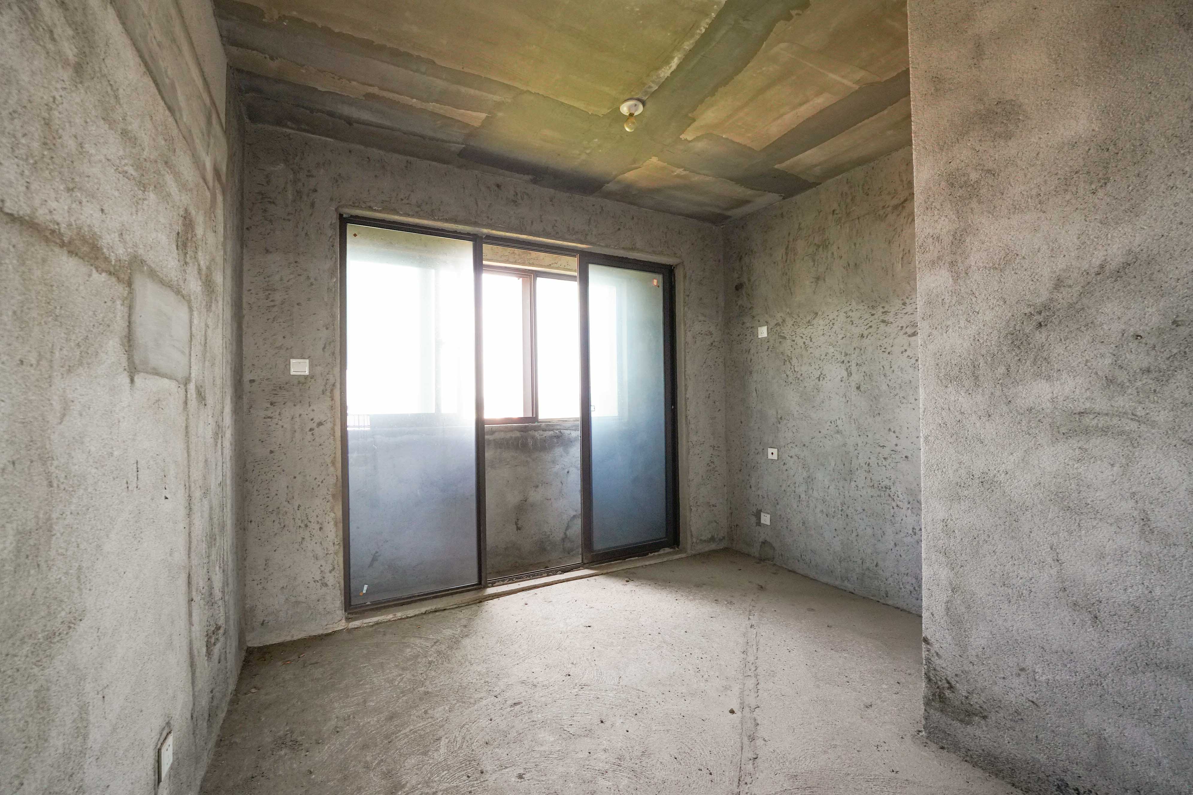 橘郡礼顿山 3室2厅1卫 40.0万 橘郡礼顿山 3室2厅1卫 40.0万卧室