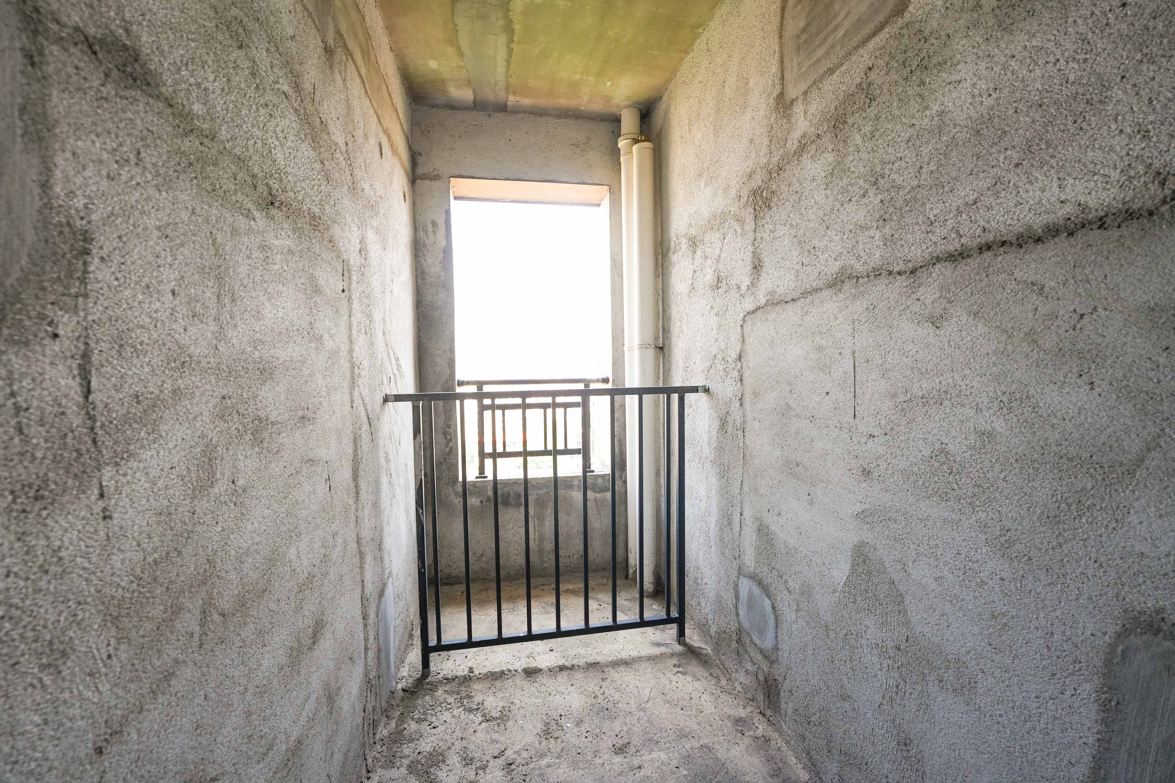 橘郡礼顿山 3室2厅1卫 40.0万 橘郡礼顿山 3室2厅1卫 40.0万阳台