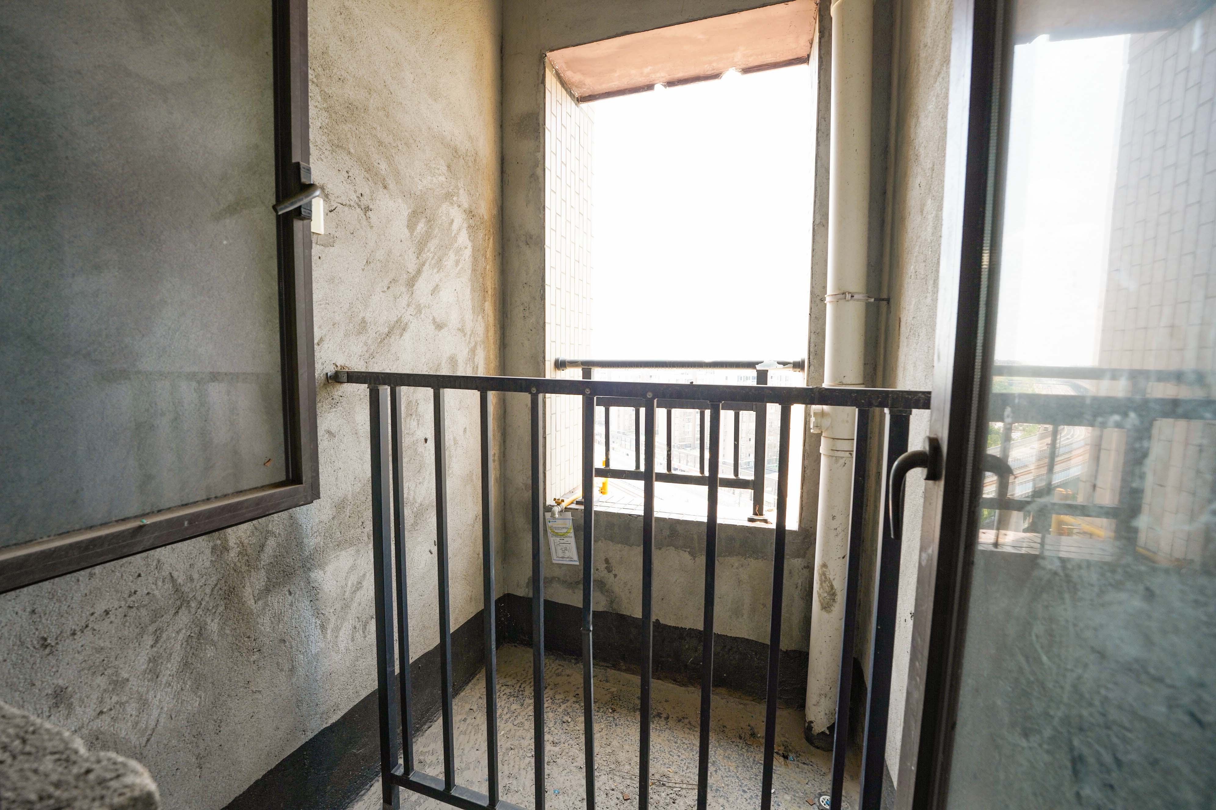 橘郡礼顿山 3室2厅1卫 40.0万 橘郡礼顿山 3室2厅1卫 40.0万阳台