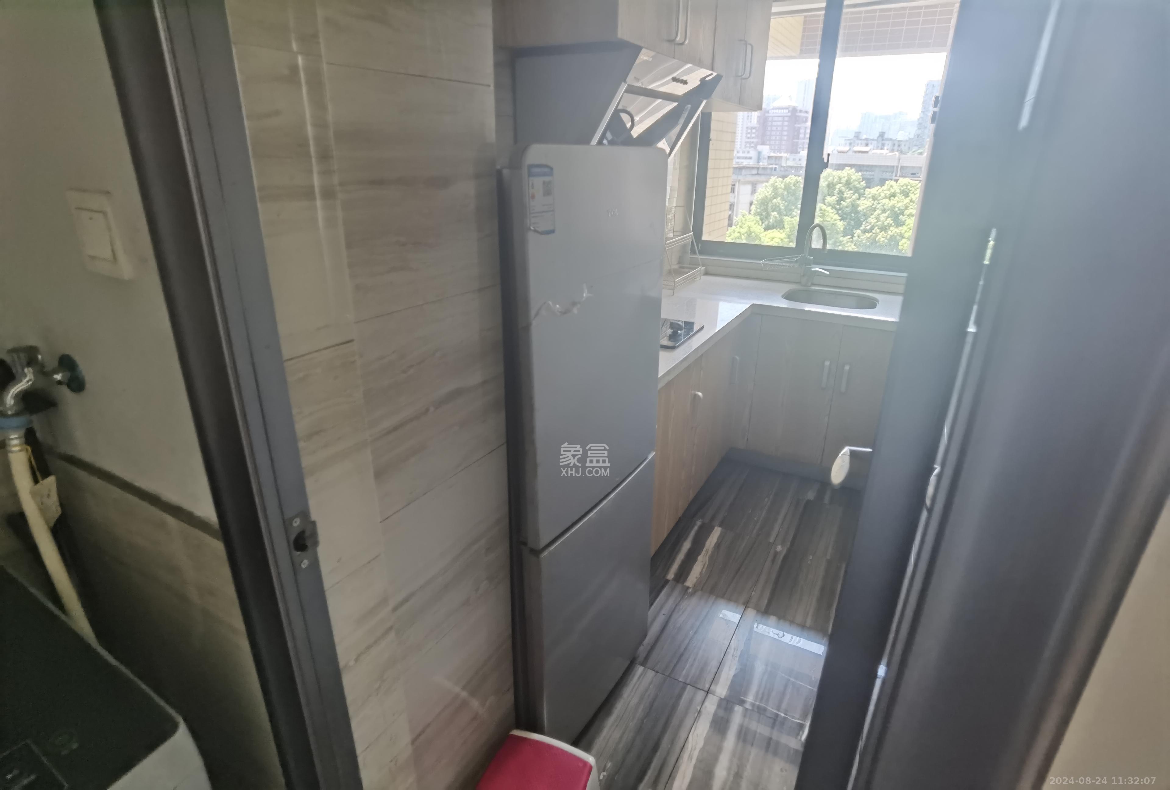 拿铁空间  1室1厅1卫   1600.00元/月室内图