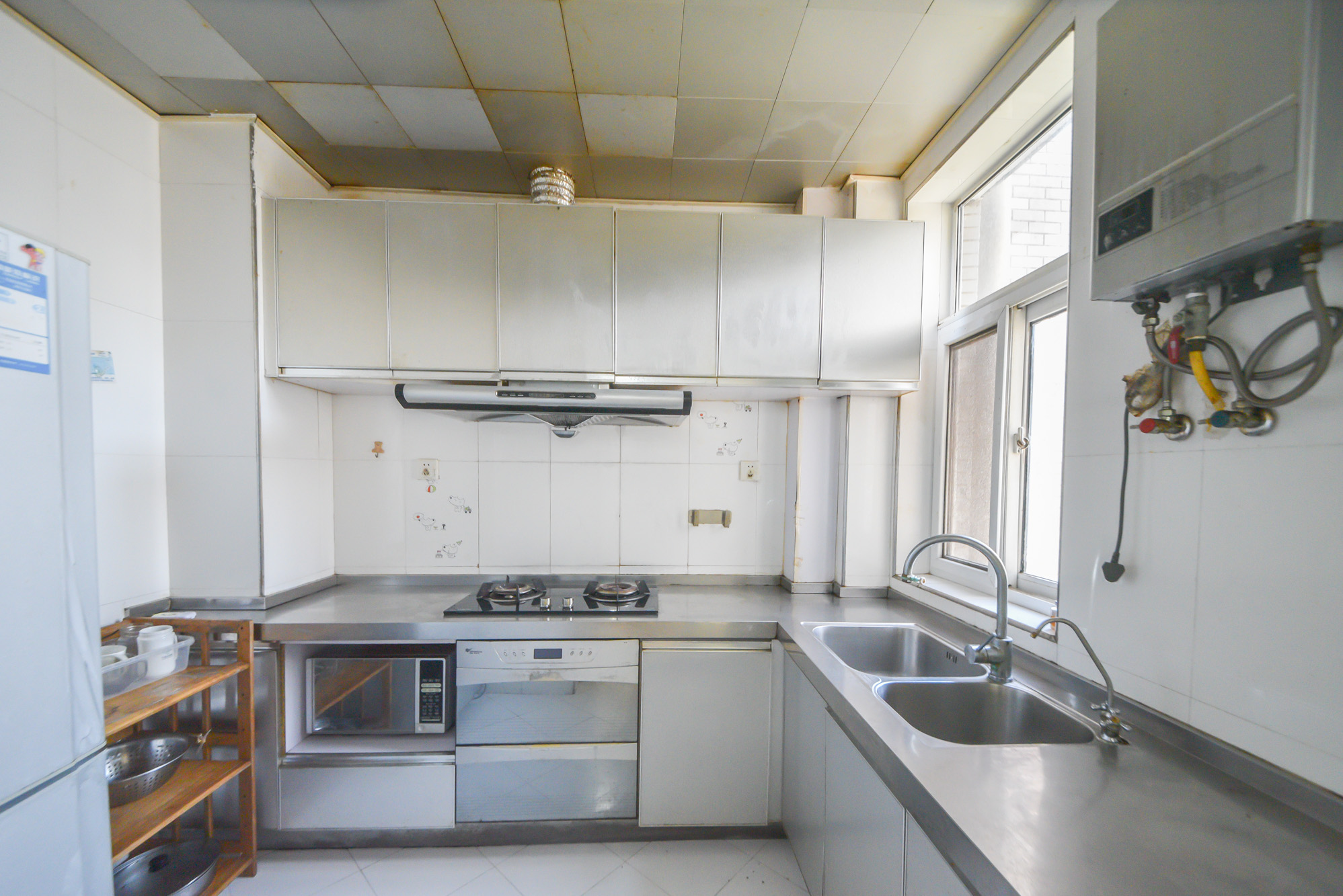 嘉盛华庭(一期、二期、三期) 2室2厅2卫 70.0万 嘉盛华庭(一期、二期、三期) 2室2厅2卫 70.0万厨房