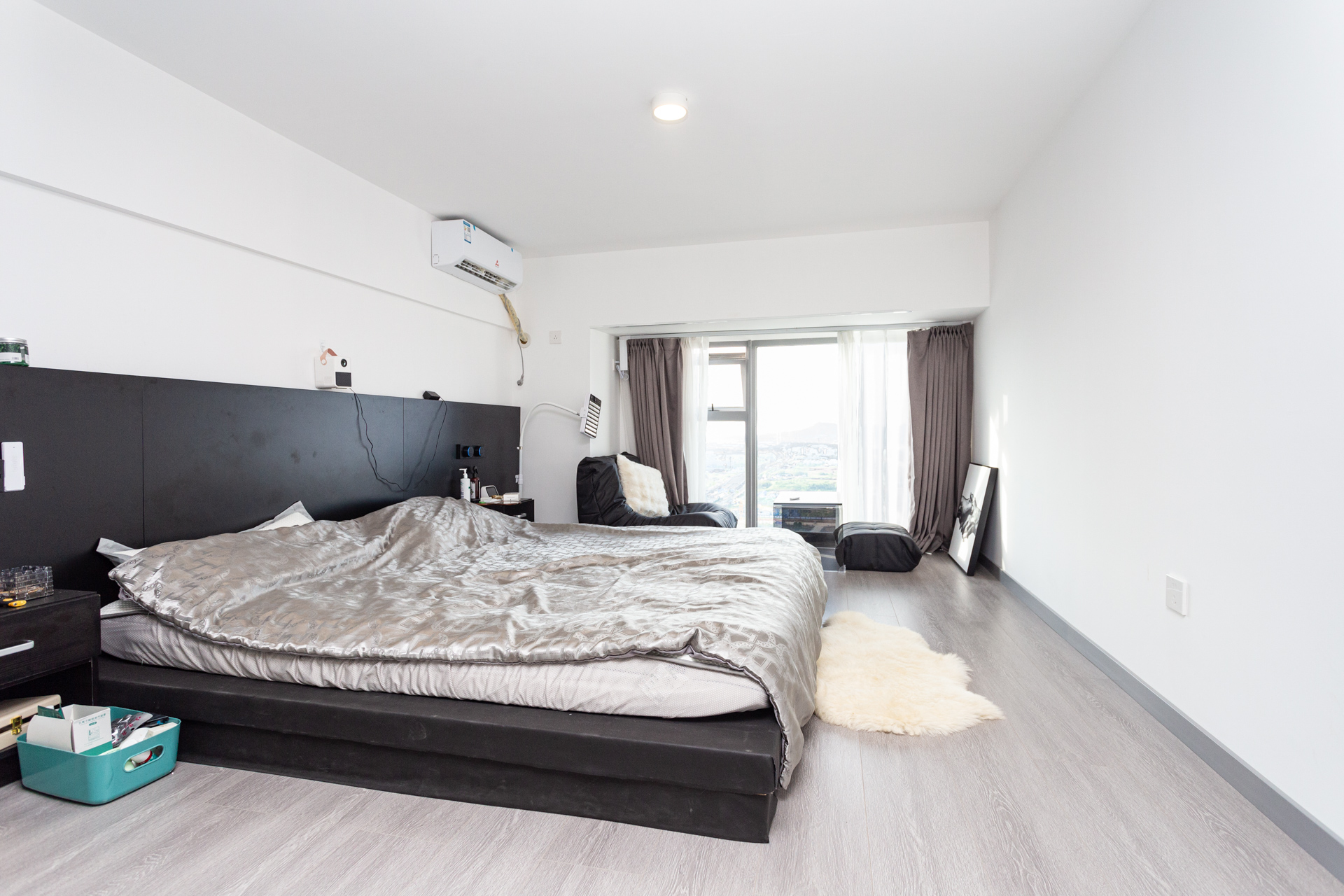 信诚湘江揽月(至善美景大厦) 1室1厅1卫 29.80万 信诚湘江揽月(至善美景大厦) 1室1厅1卫 29.80万卧室