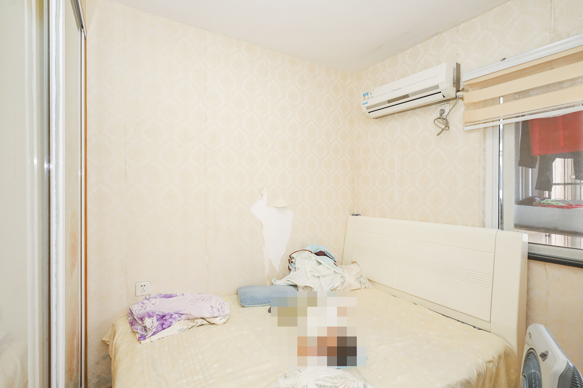 德润园 2室2厅1卫 62.0万 德润园 2室2厅1卫 62.0万卧室