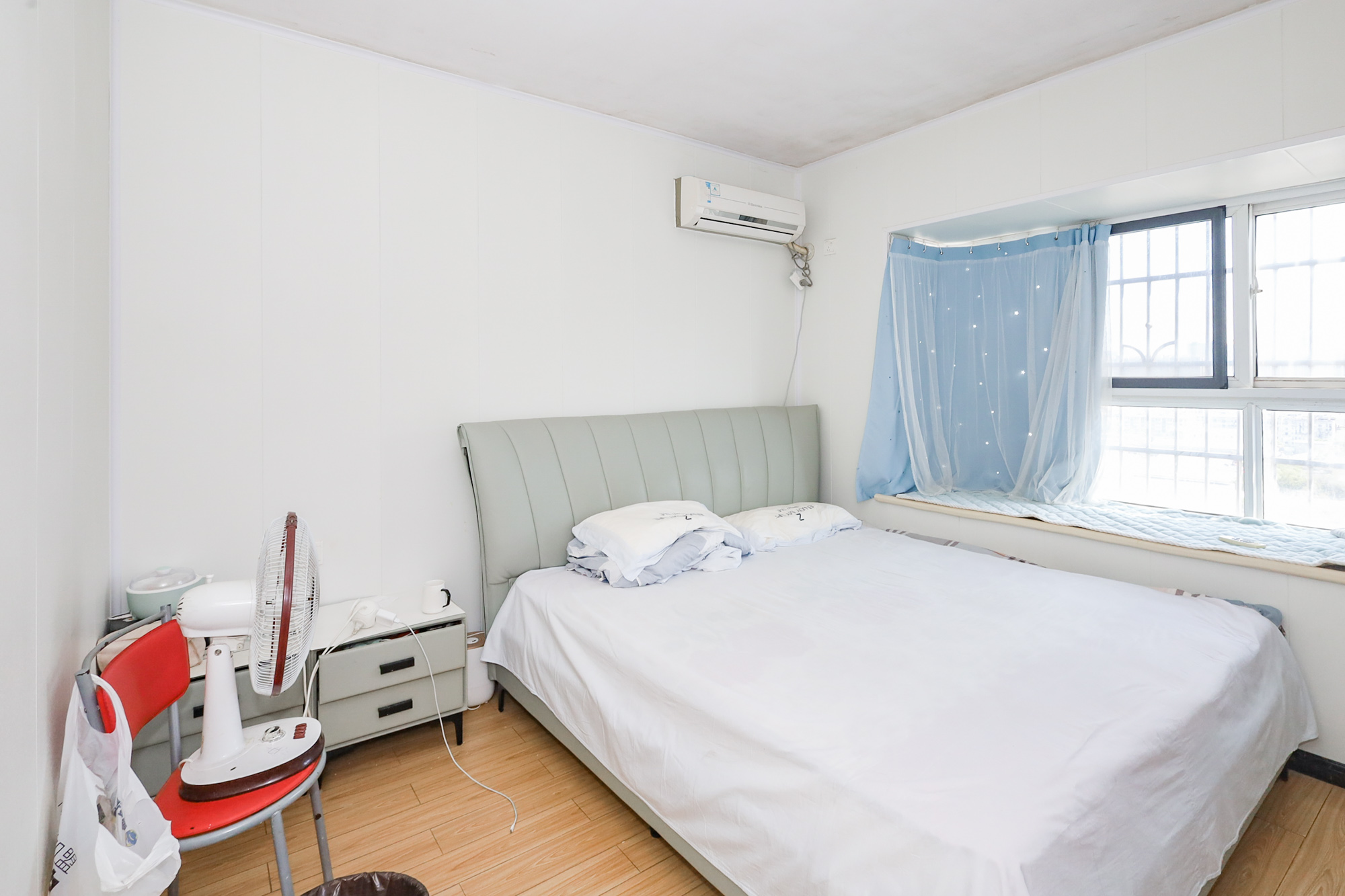 德润园 2室2厅1卫 62.0万 德润园 2室2厅1卫 62.0万卧室