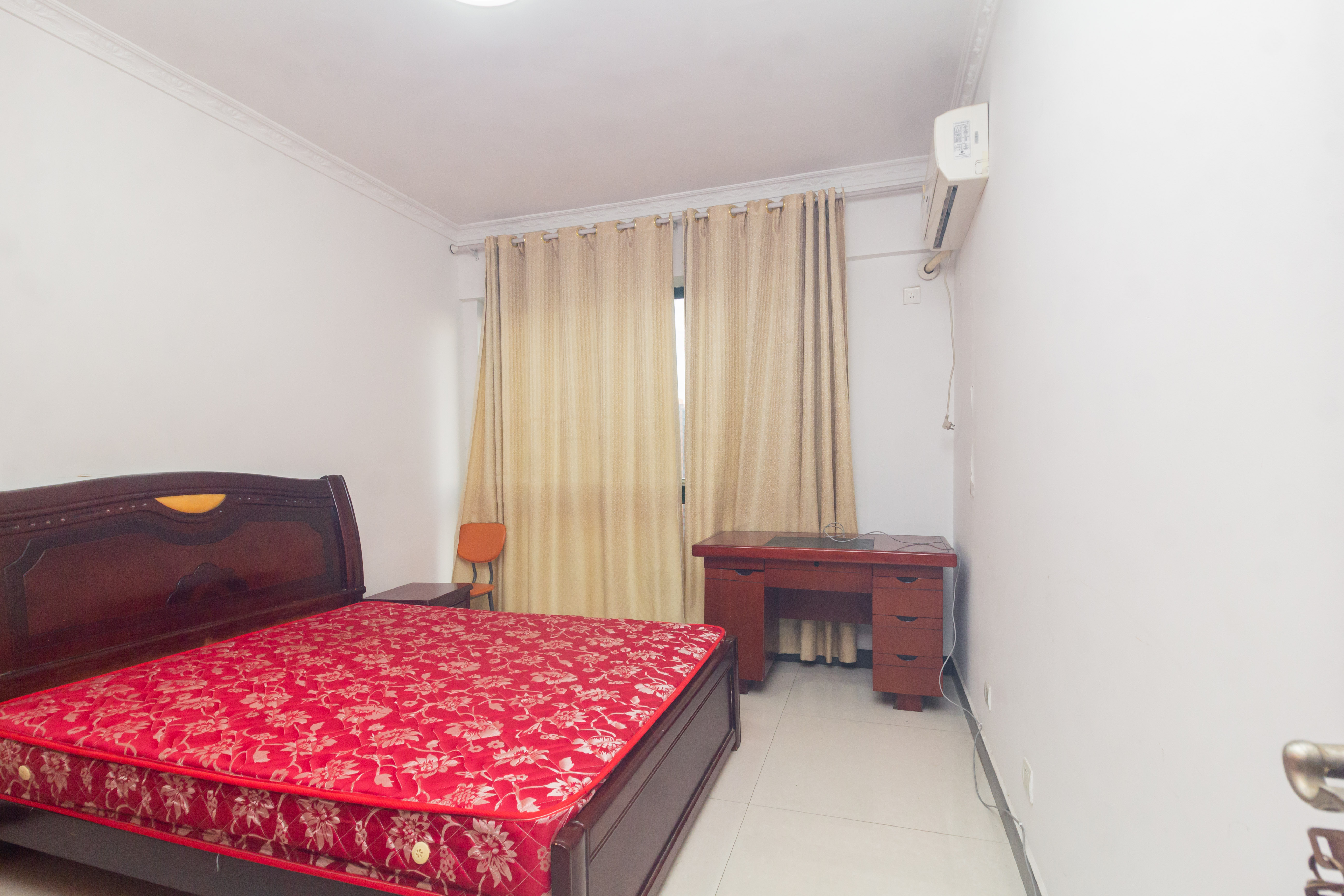 华天LOHO小镇  2室2厅1卫    40.0万卧室