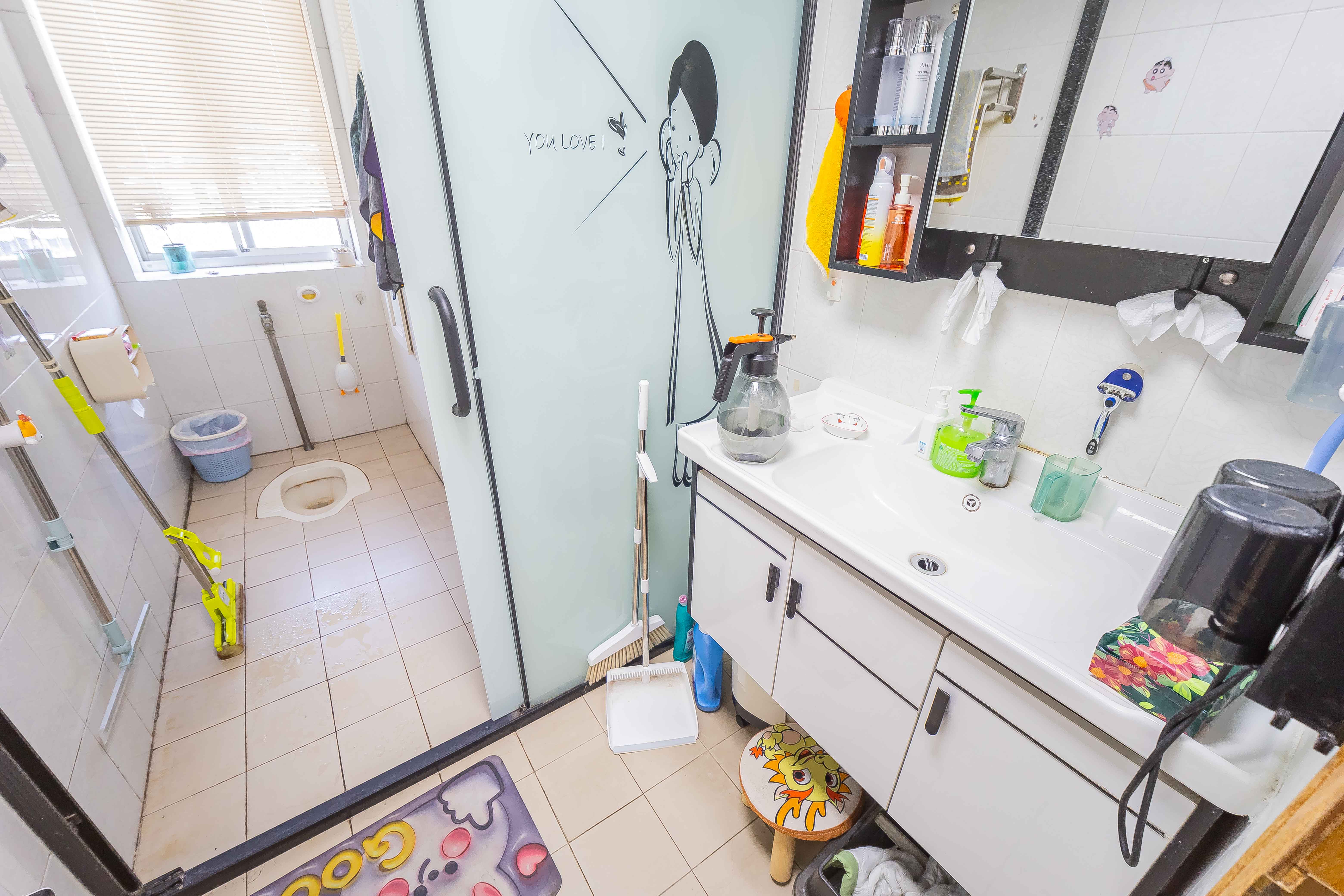 湘农桥社区  4室2厅2卫    320.0万 湘农桥社区  4室2厅2卫    320.0万卫生间