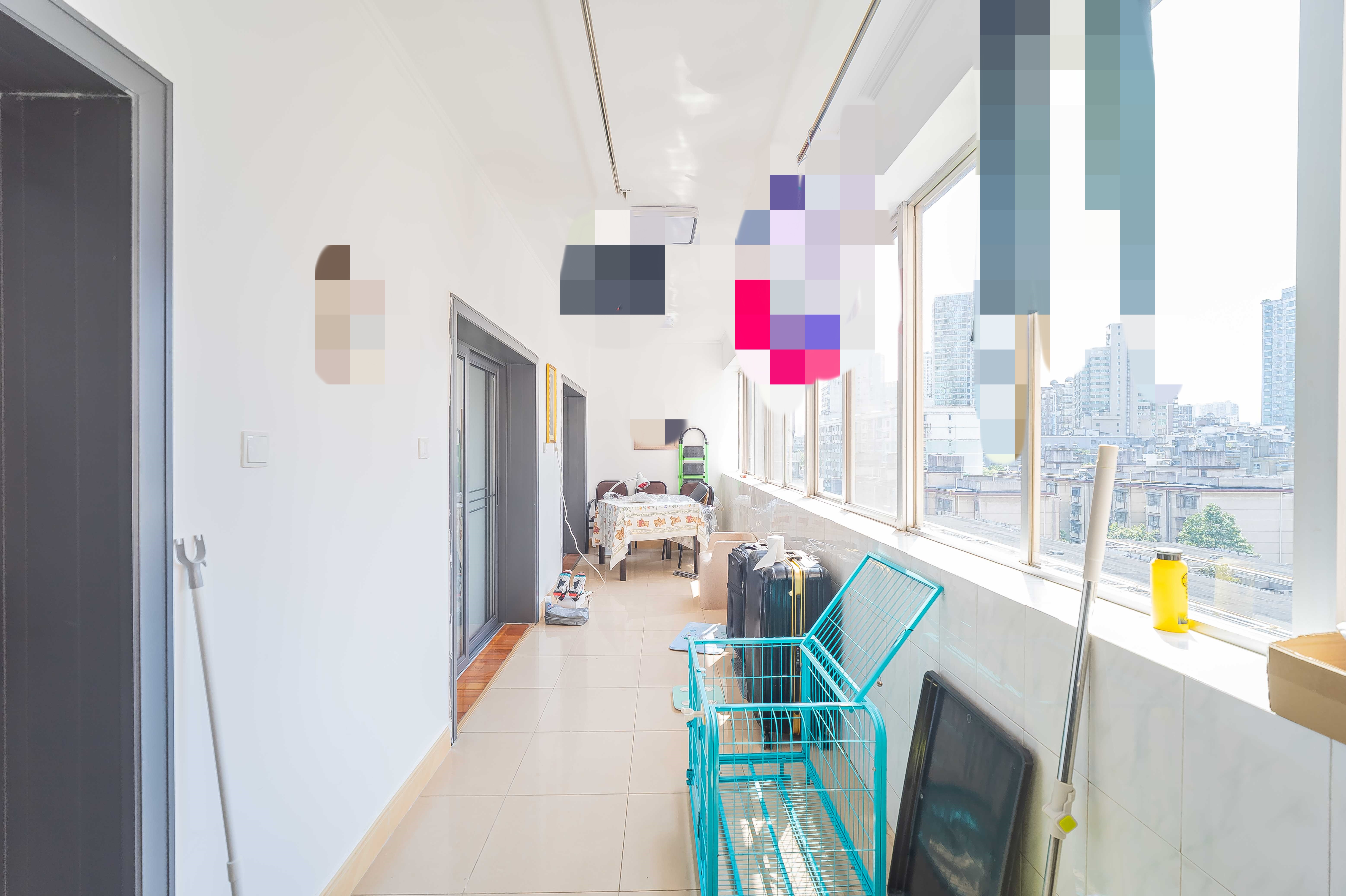 湘农桥社区  4室2厅2卫    320.0万 湘农桥社区  4室2厅2卫    320.0万阳台