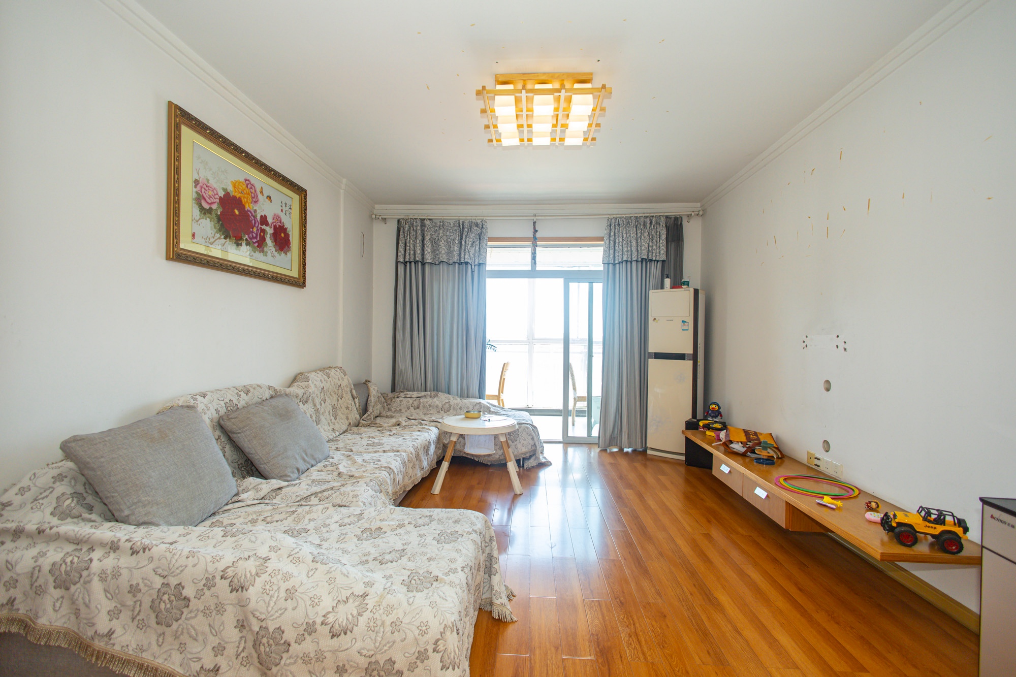 紫晶城 3室2厅1卫 56.8万 紫晶城 3室2厅1卫 56.8万客厅