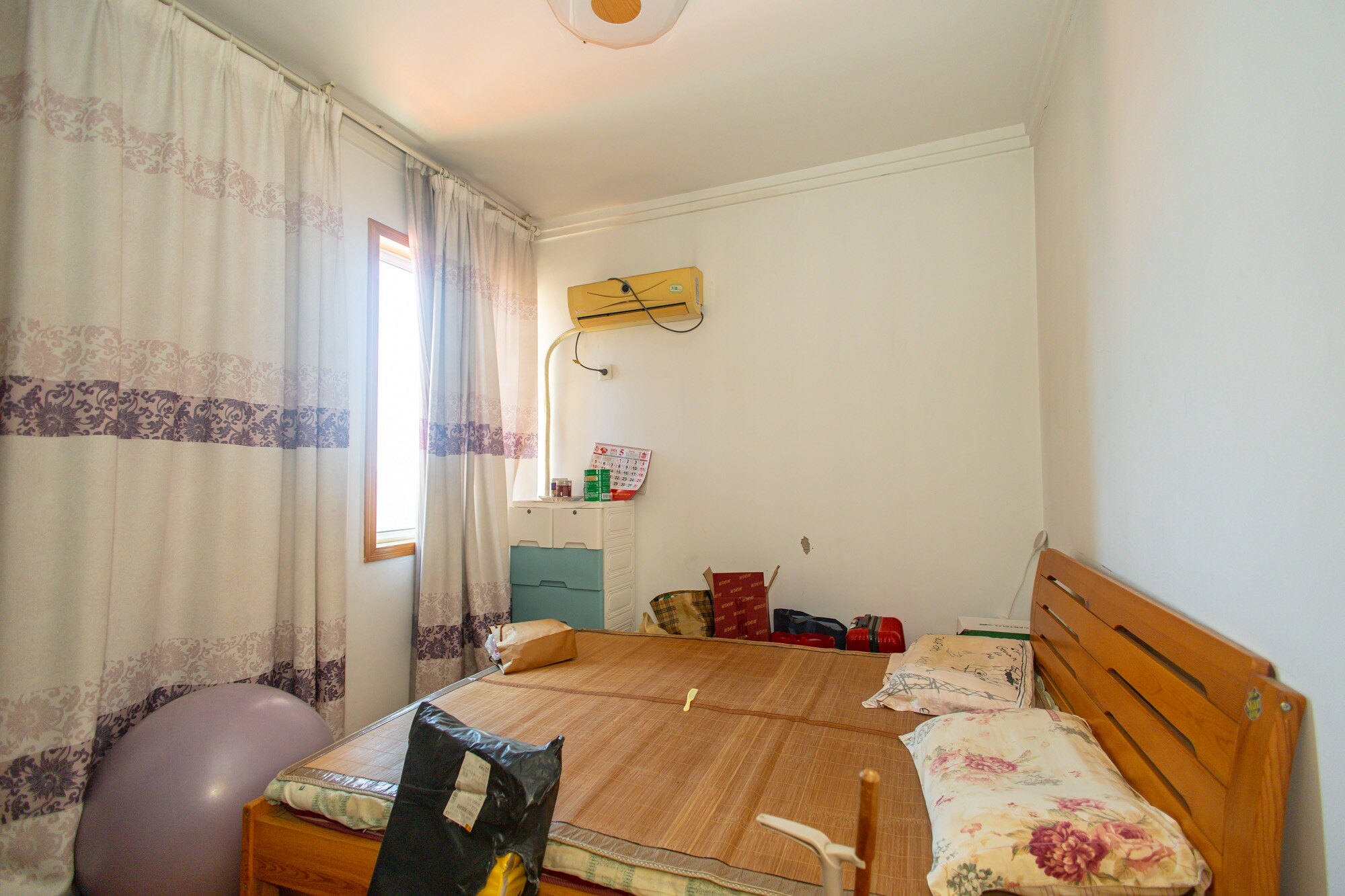 紫晶城 3室2厅1卫 56.8万 紫晶城 3室2厅1卫 56.8万卧室