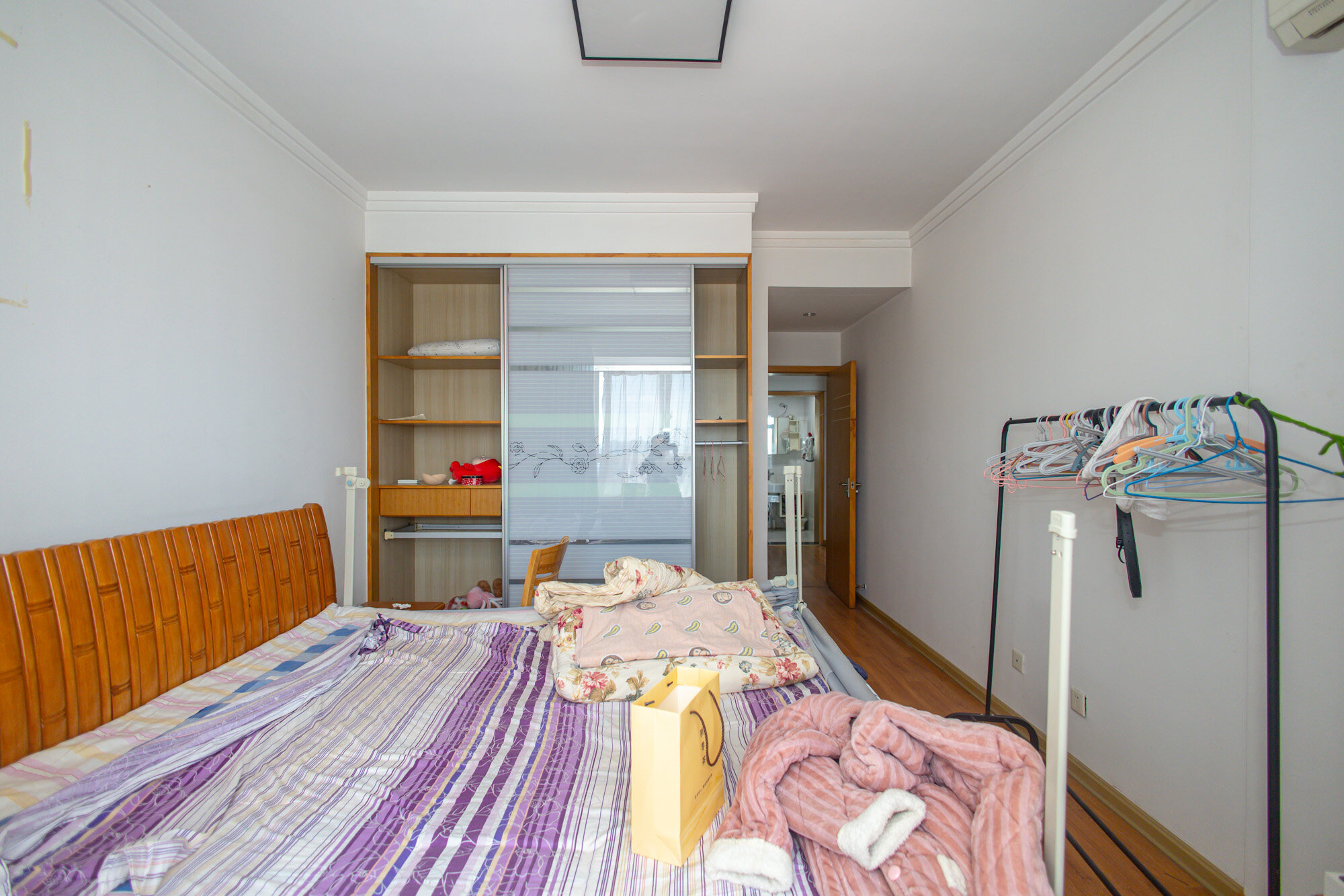 紫晶城 3室2厅1卫 56.8万 紫晶城 3室2厅1卫 56.8万卧室