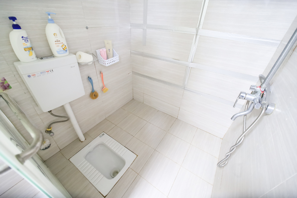 欧莱雅郡  2室2厅1卫   62.00万卫生间