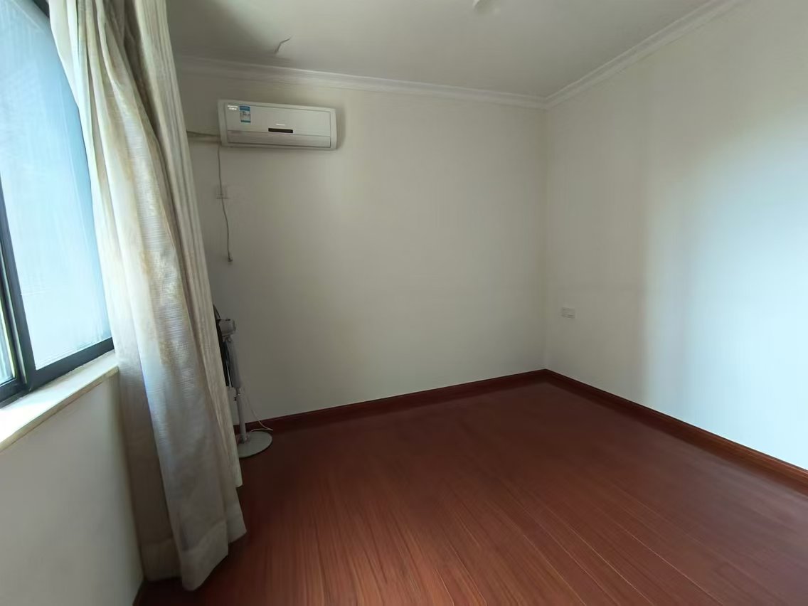 荷塘嘉苑 4室2厅2卫 75.0万 荷塘嘉苑 4室2厅2卫 75.0万室内图