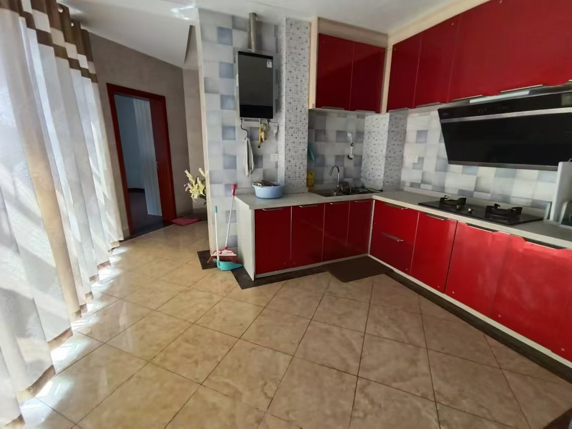 荷塘嘉苑 4室2厅2卫 75.0万 荷塘嘉苑 4室2厅2卫 75.0万室内图