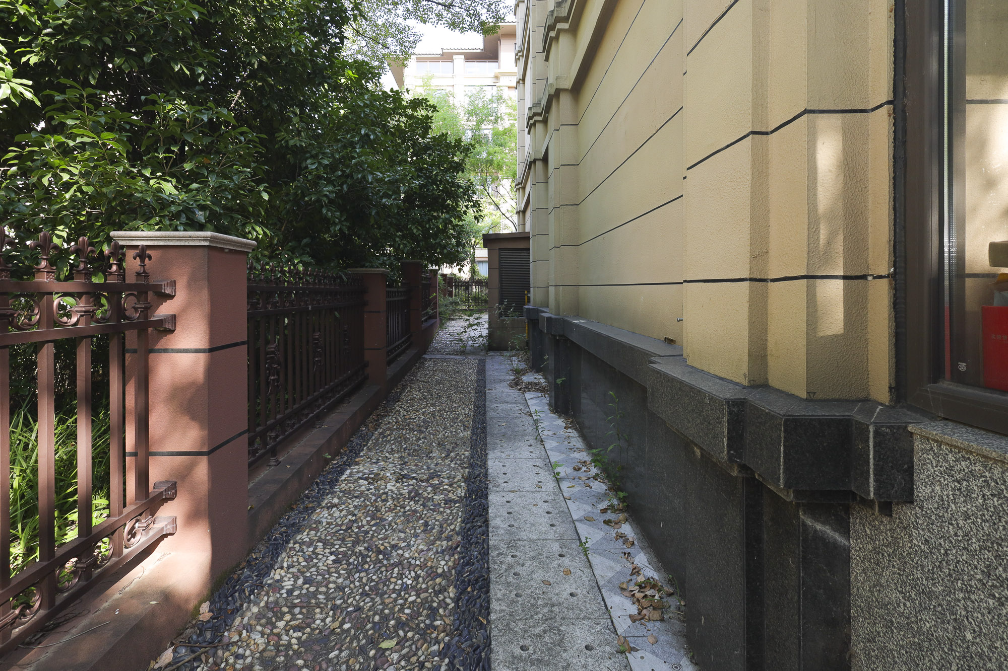 恒大御景天下城一期  7室3厅3卫   350.00万其他