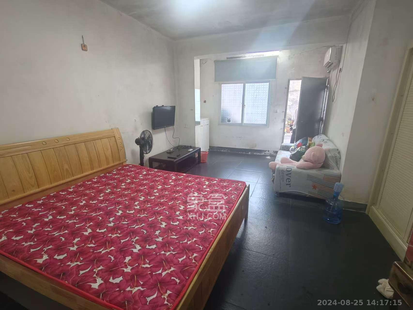 曾家湾小区  1室1厅1卫   1300.00元/月室内图