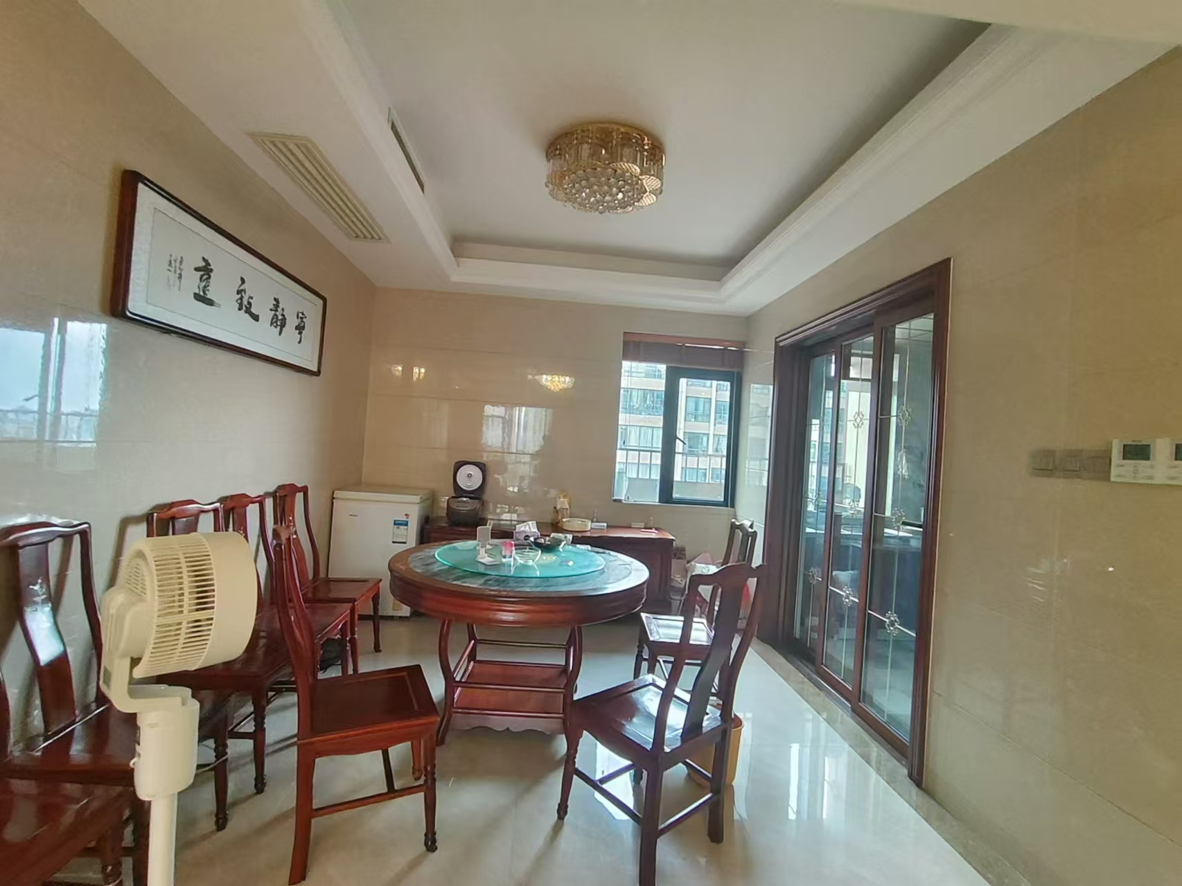 流金岁月-华晨国际 5室2厅2卫 120.0万 流金岁月-华晨国际 5室2厅2卫 120.0万室内图