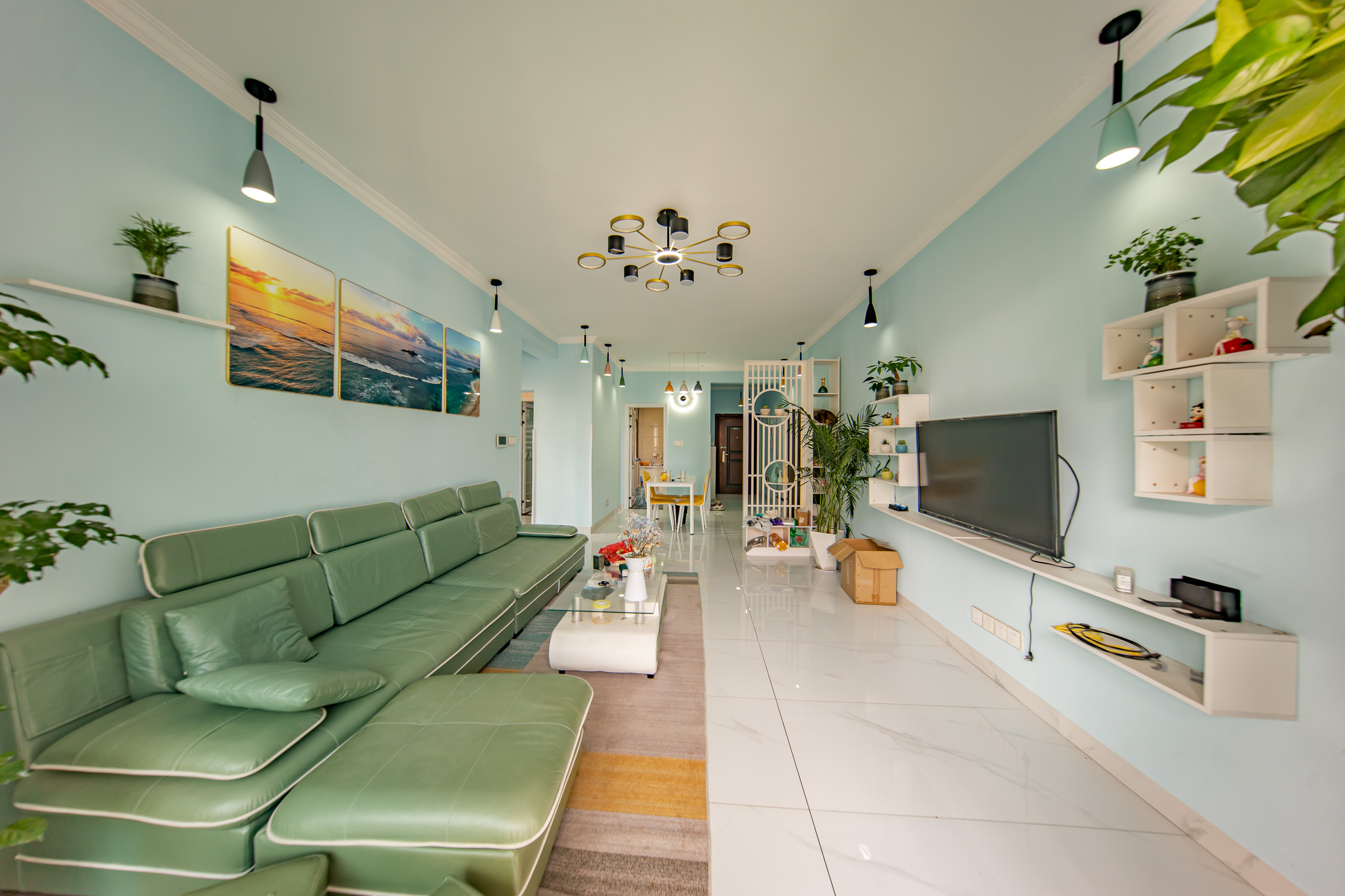 江山帝景哈佛  3室2厅1卫    92.5万客厅