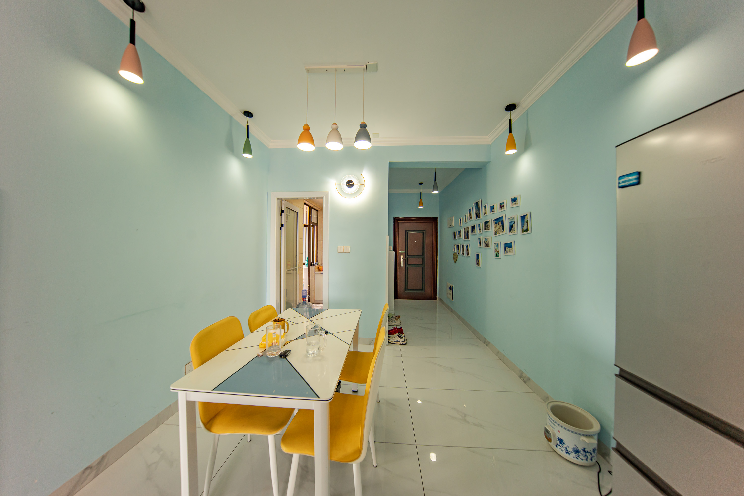 江山帝景哈佛  3室2厅1卫    92.5万客厅