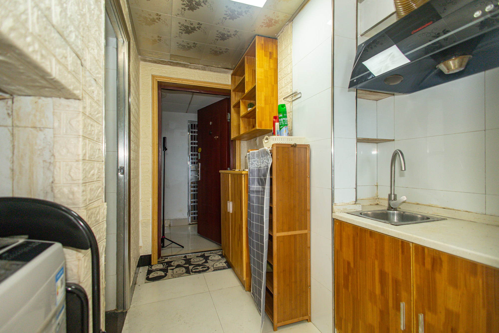 新长海广场 1室1厅1卫 16.8万 新长海广场 1室1厅1卫 16.8万厨房