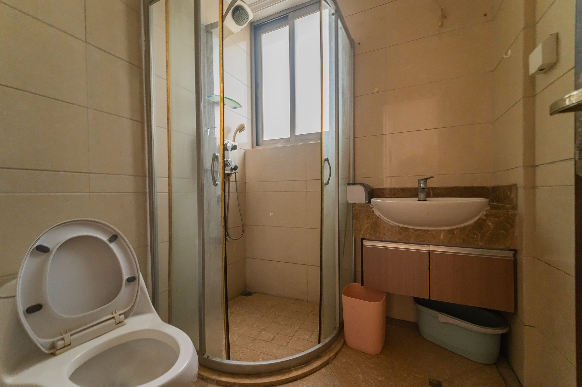 碧桂园威尼斯城  4室3厅4卫    548.0万 碧桂园威尼斯城  4室3厅4卫    548.0万卫生间