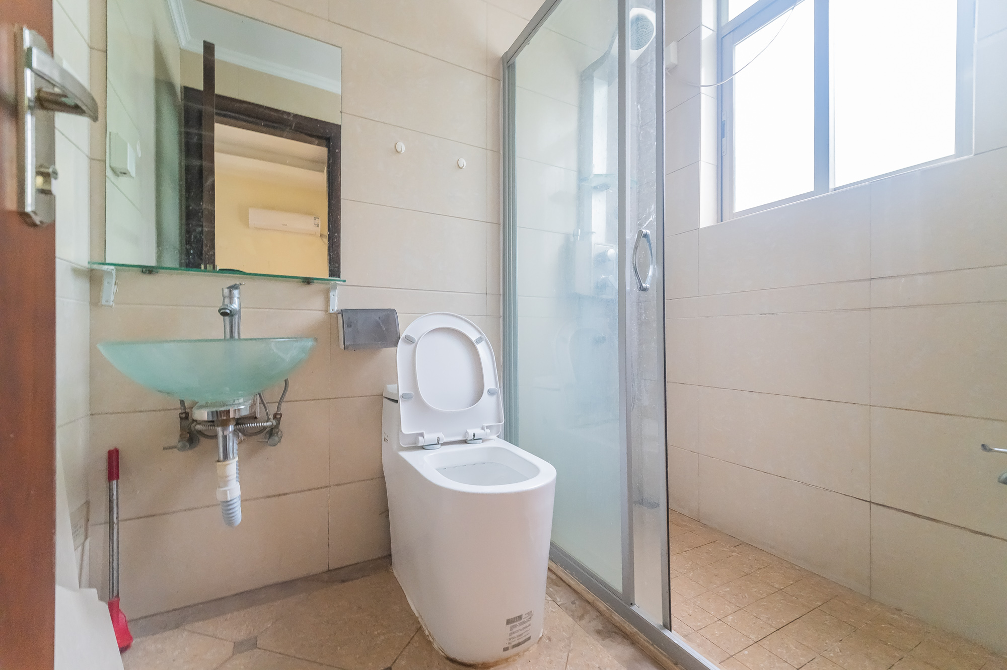 碧桂园威尼斯城  4室3厅4卫    548.0万 碧桂园威尼斯城  4室3厅4卫    548.0万卫生间