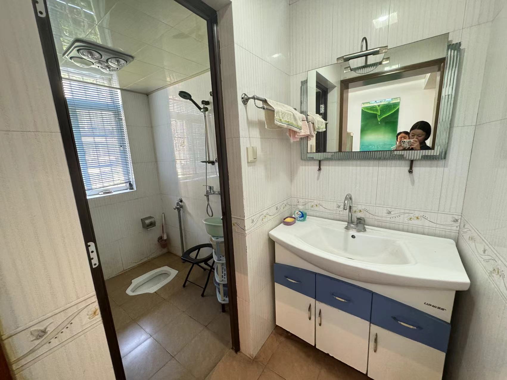 珠江丽园 4室2厅2卫 55.0万 珠江丽园 4室2厅2卫 55.0万室内图