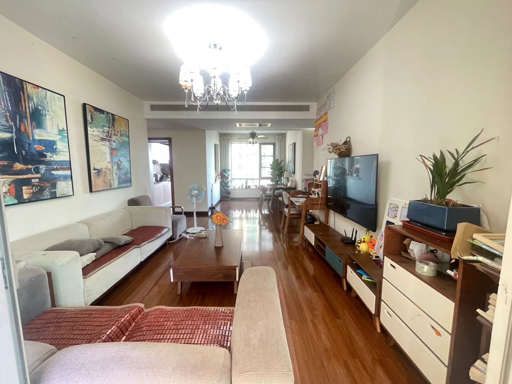 晋合湘水湾三期  3室2厅2卫    98.0万 晋合湘水湾三期  3室2厅2卫    98.0万